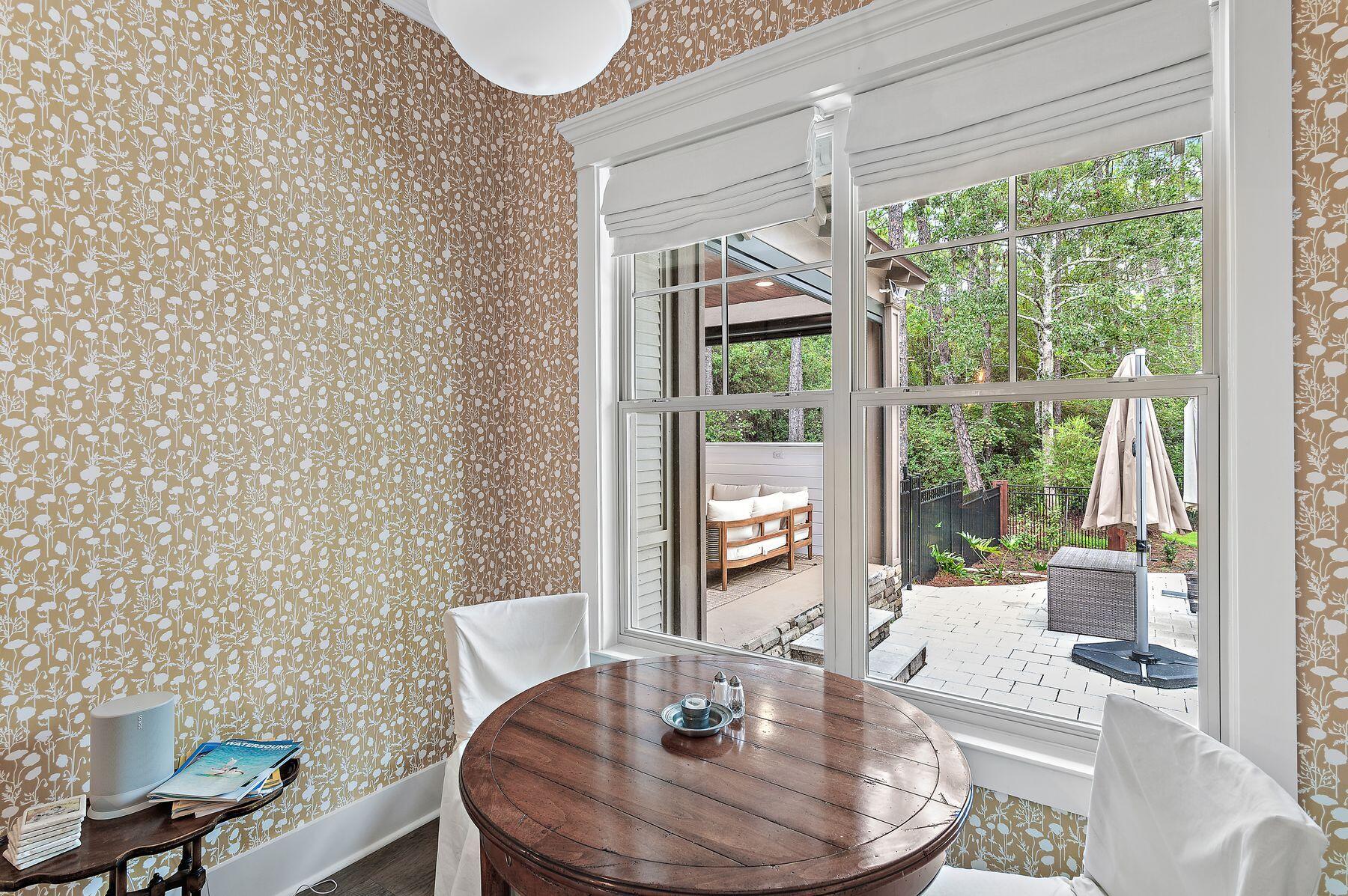 1406 Turtleback Trail