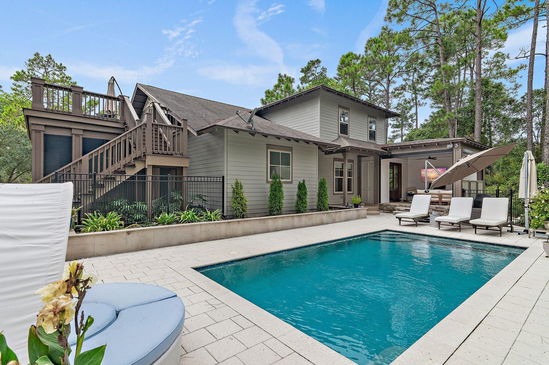 1406 Turtleback Trail