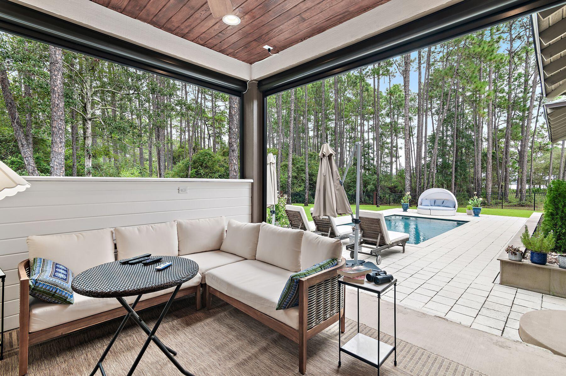 1406 Turtleback Trail