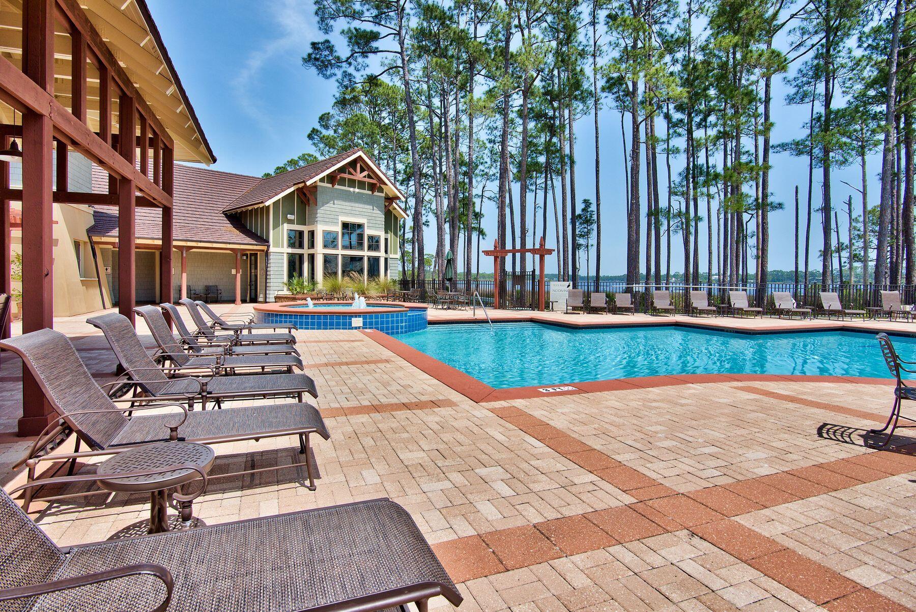 1406 Turtleback Trail