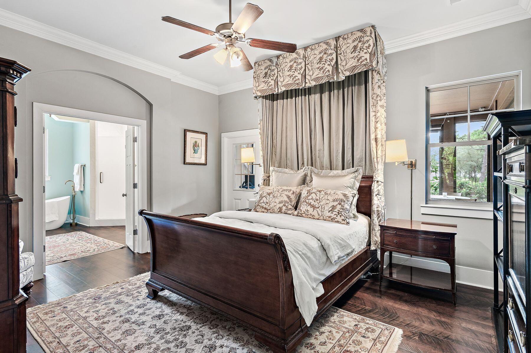 1406 Turtleback Trail