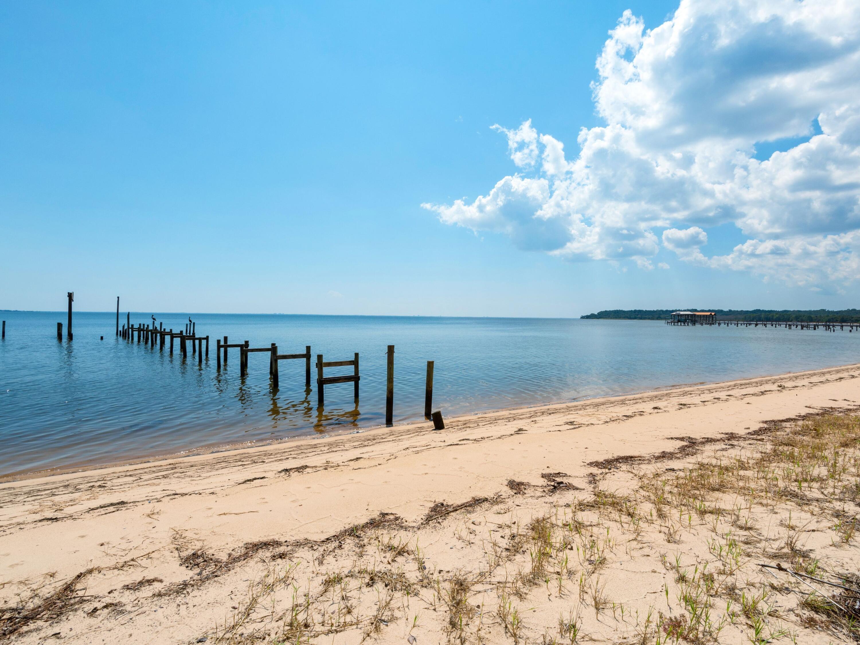 6530 Scenic Highway