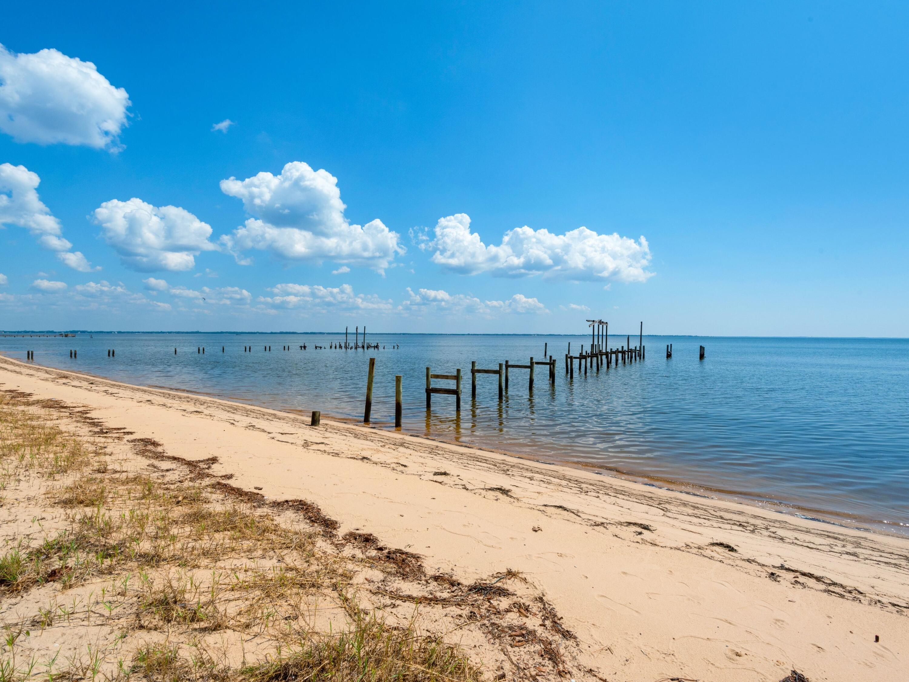 6530 Scenic Highway