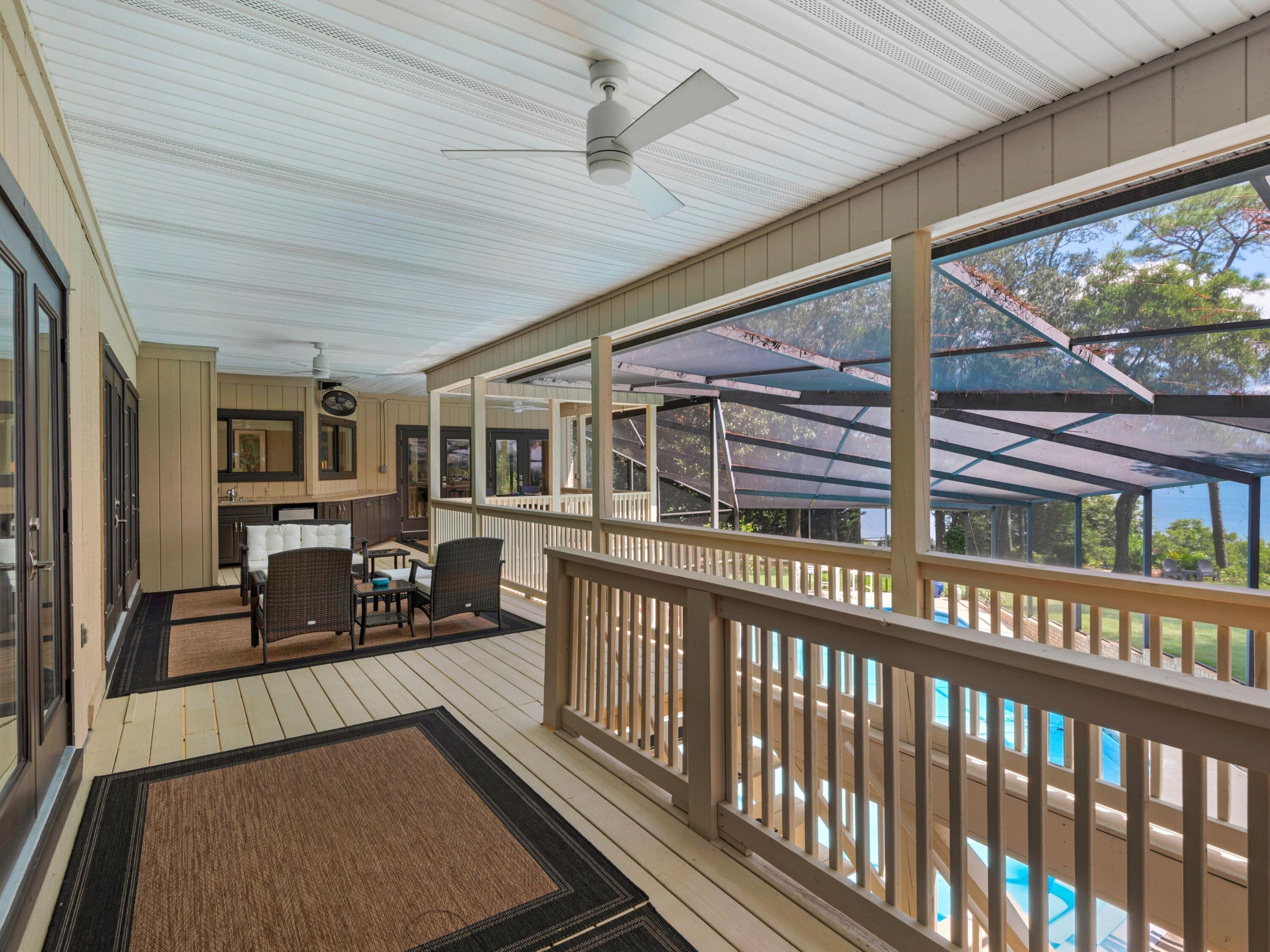 6530 Scenic Highway