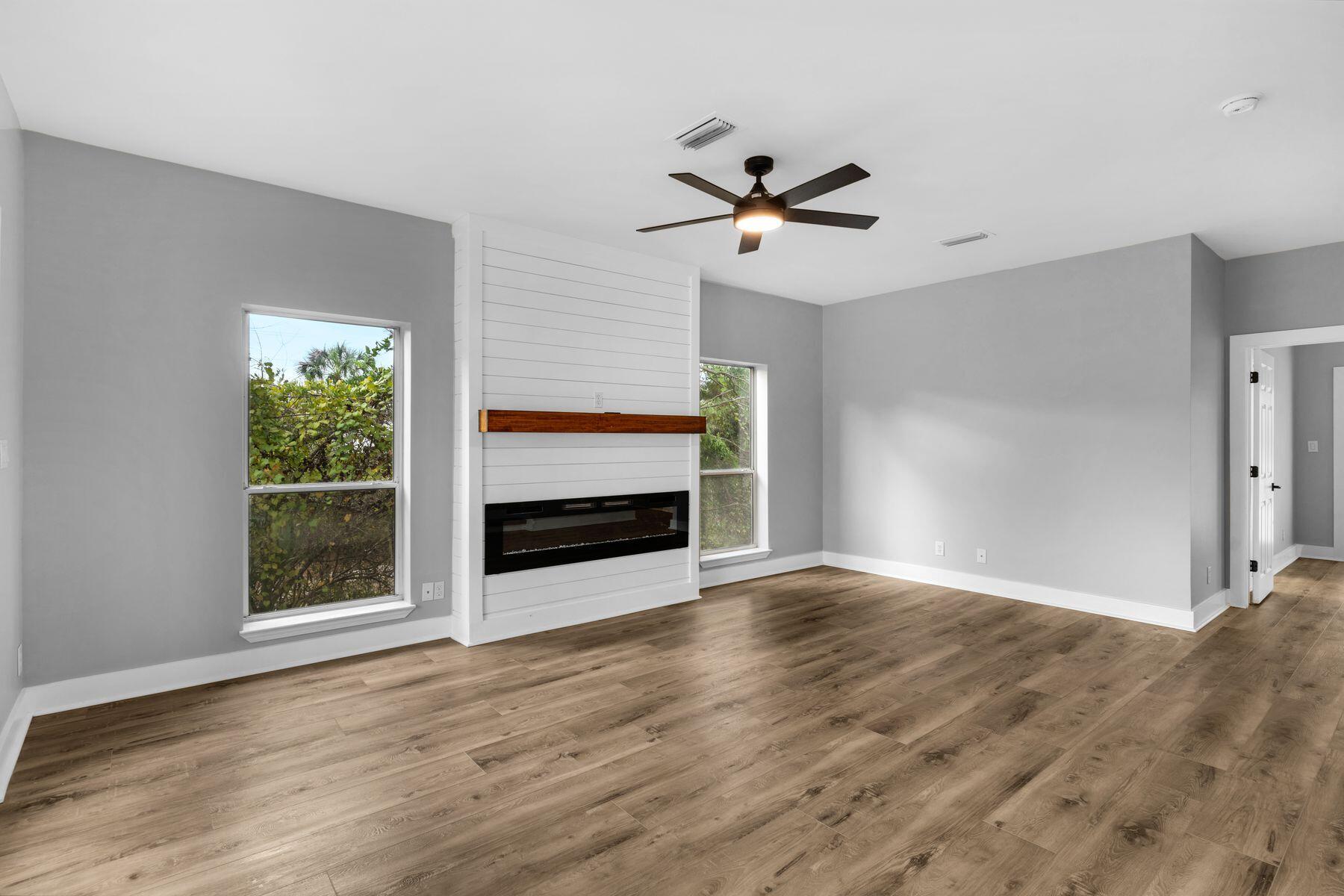 29 Ventana Boulevard