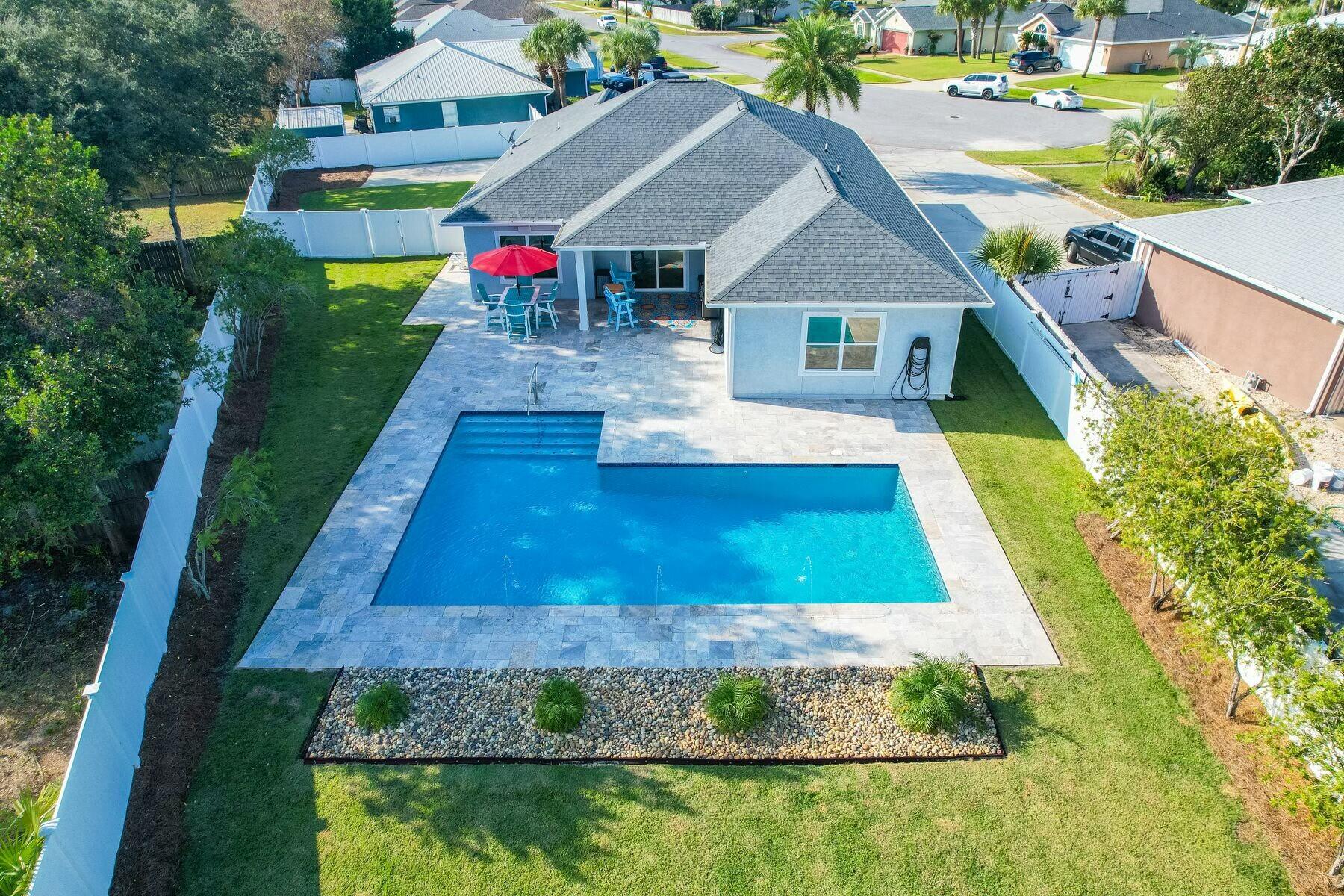 208 Beachwood Lane