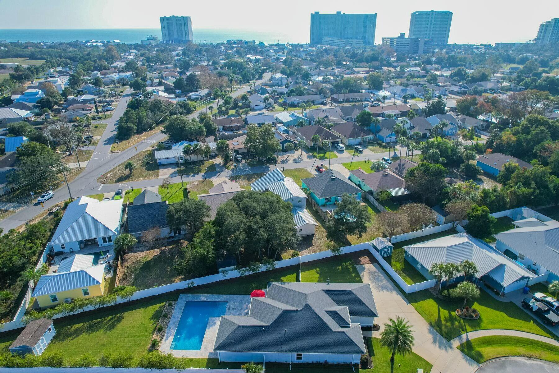 208 Beachwood Lane
