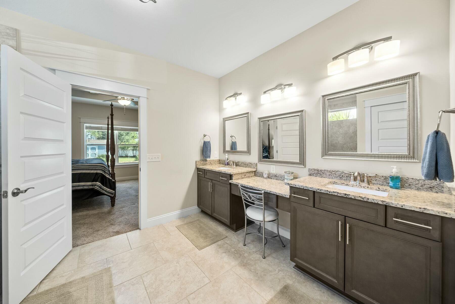 208 Beachwood Lane