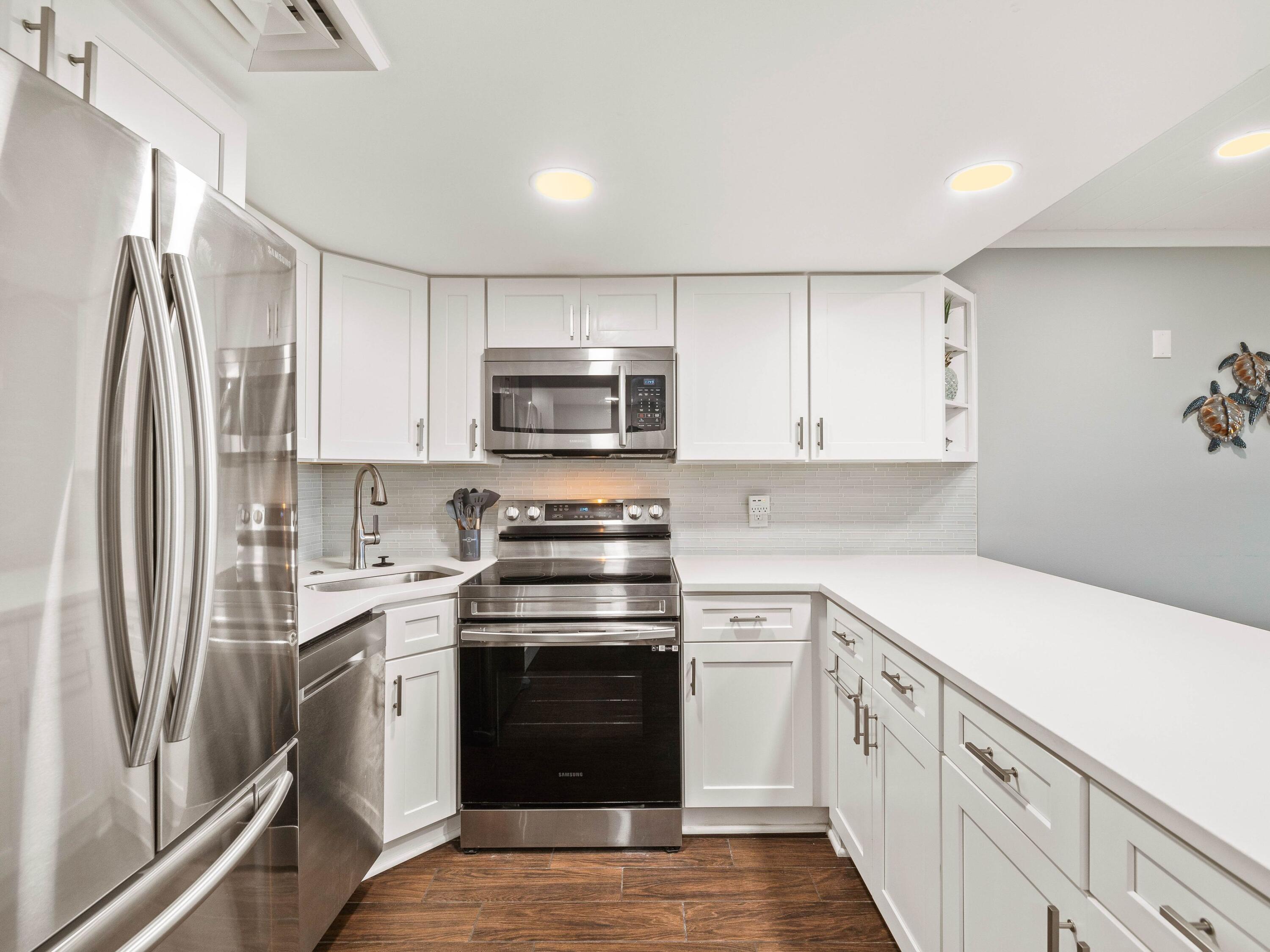 510 Gulf Shore Drive, 109