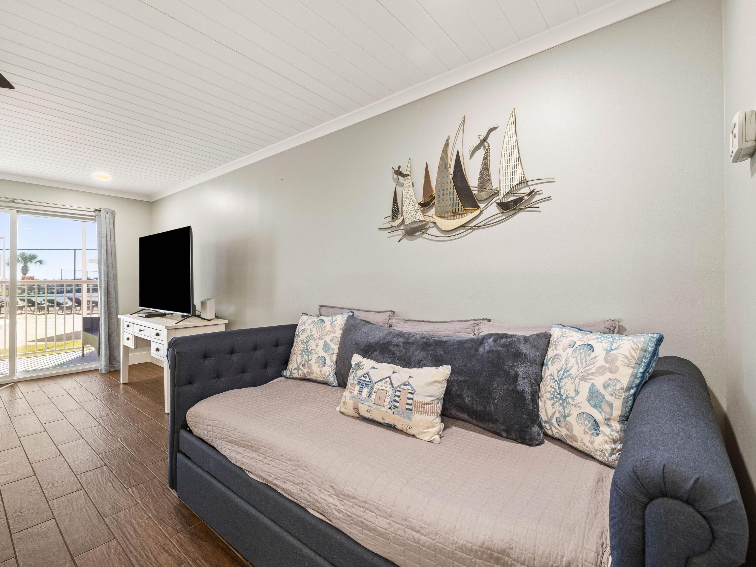 510 Gulf Shore Drive, 109