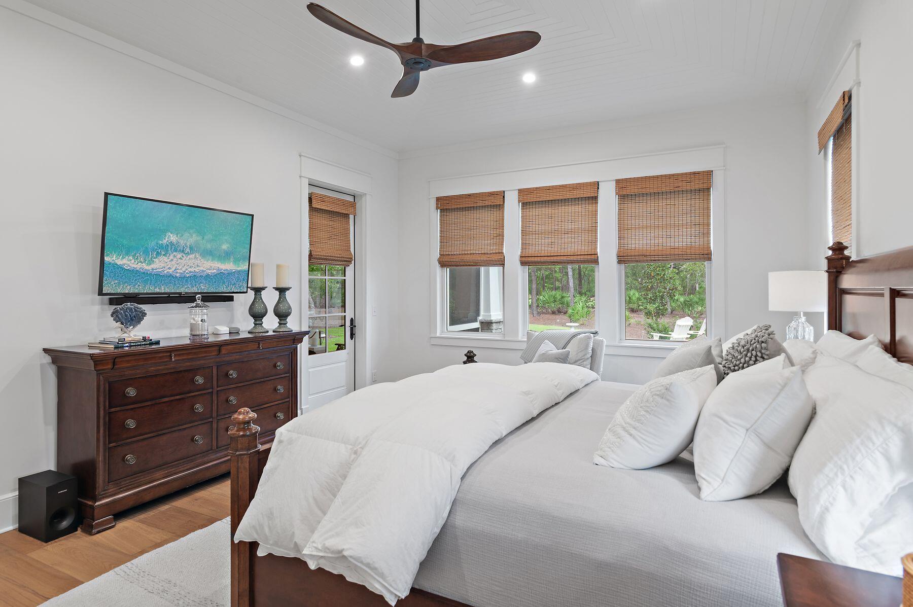 1612 Lost Cove Lane