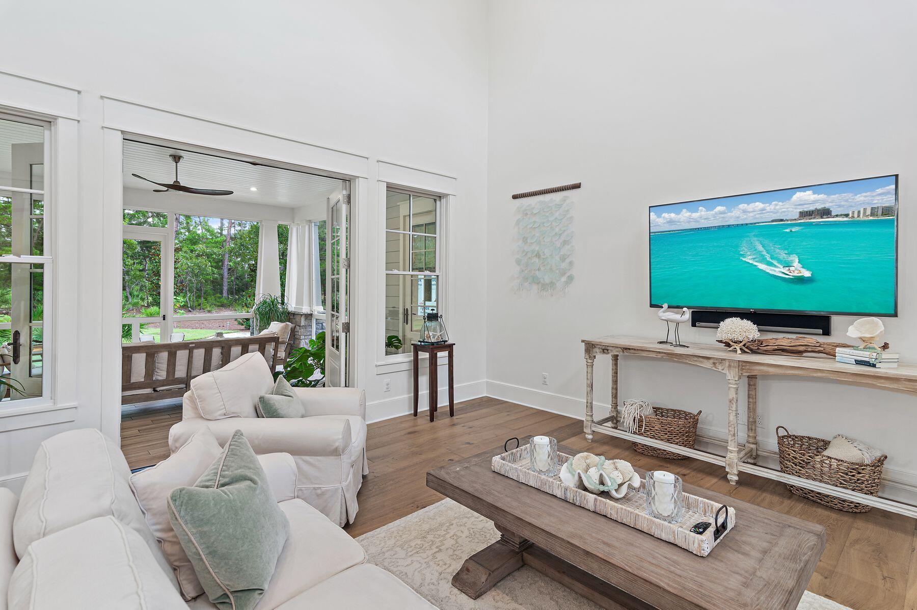 1612 Lost Cove Lane