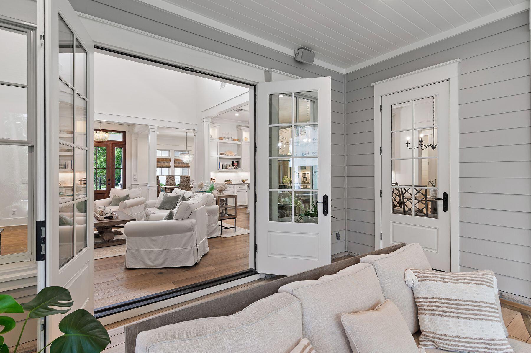 1612 Lost Cove Lane