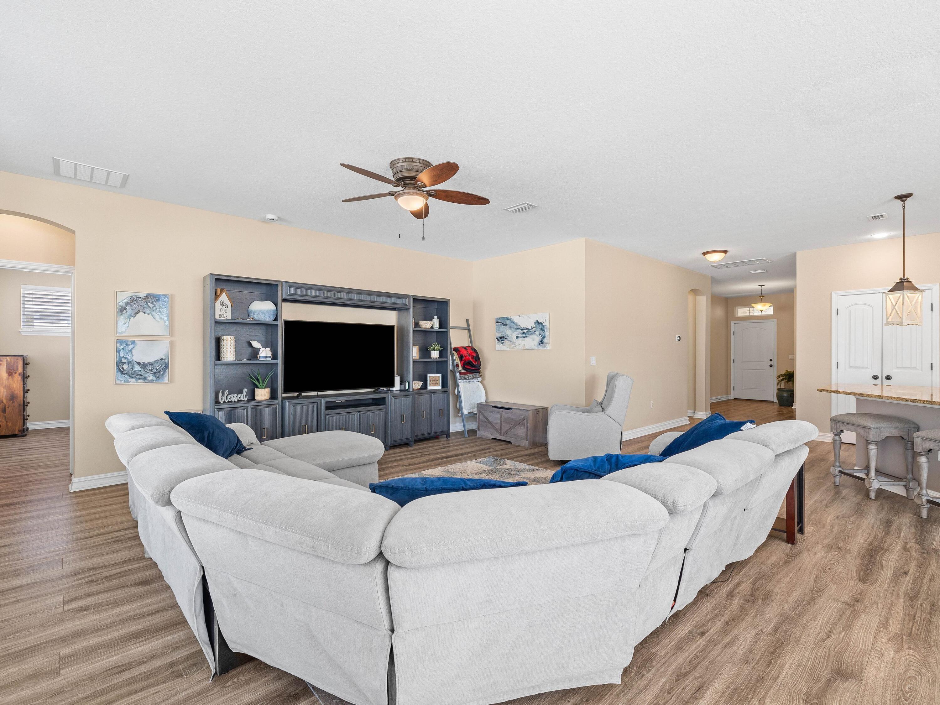 705 Breakfast Point Boulevard