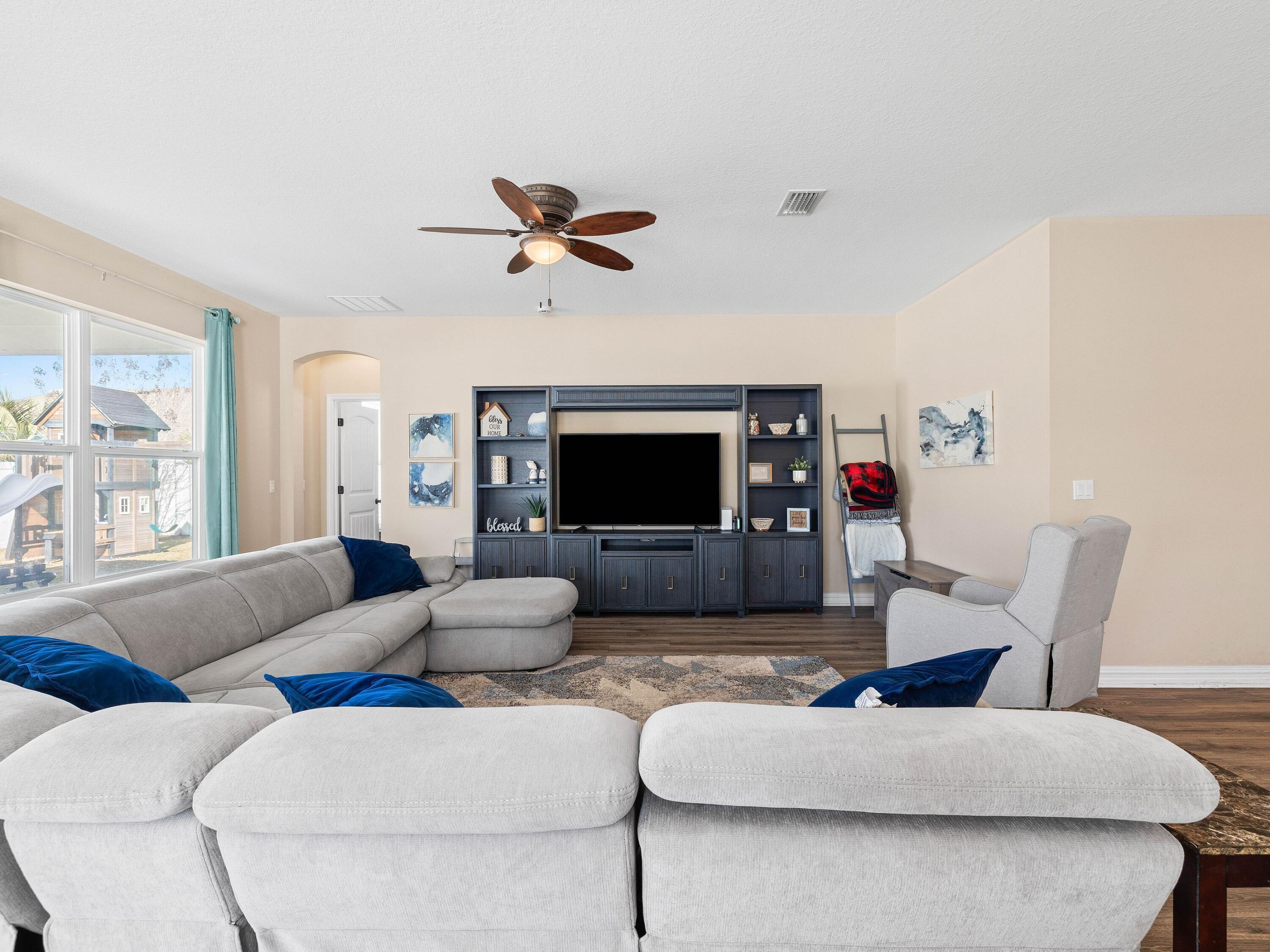 705 Breakfast Point Boulevard