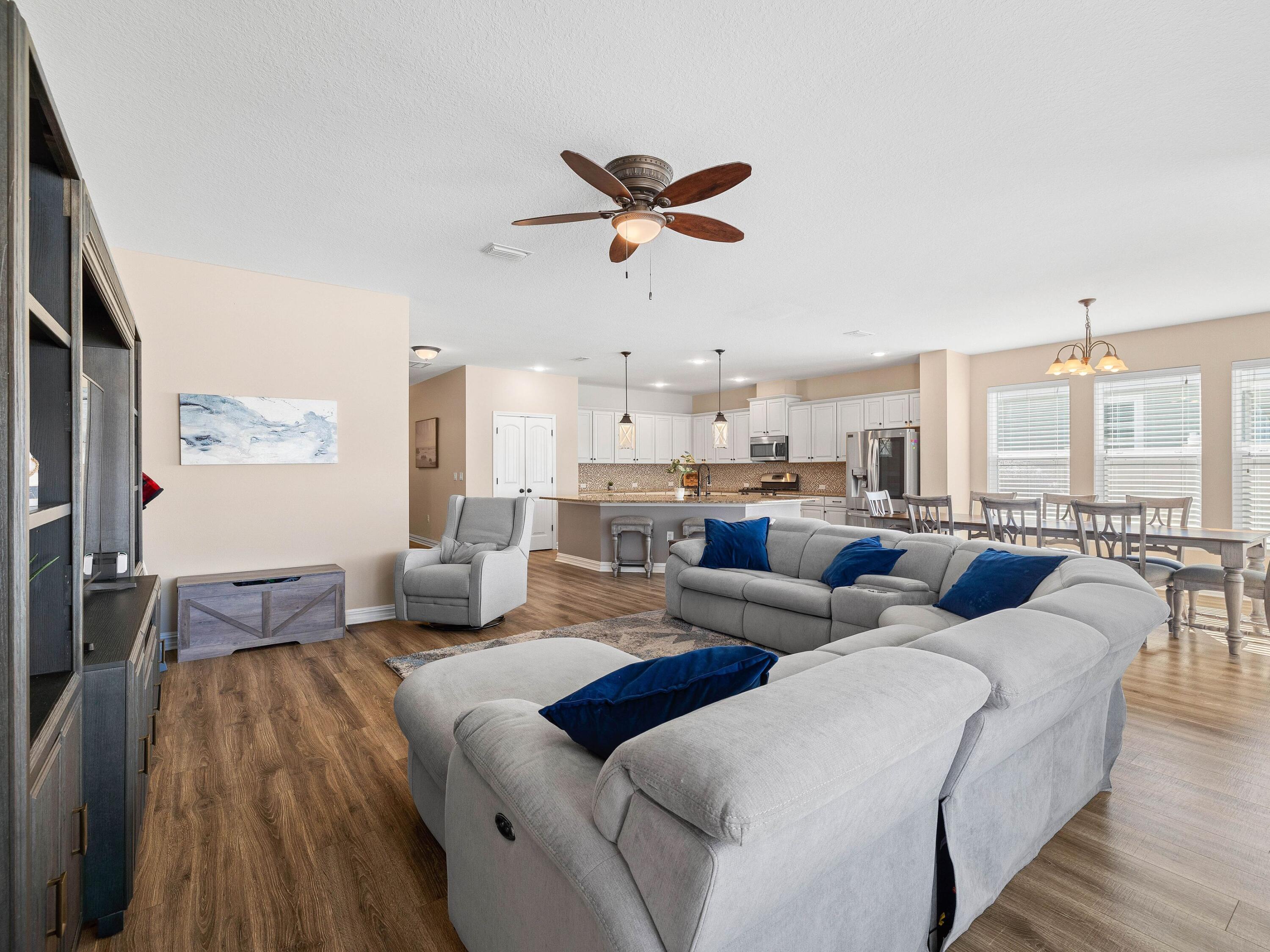705 Breakfast Point Boulevard