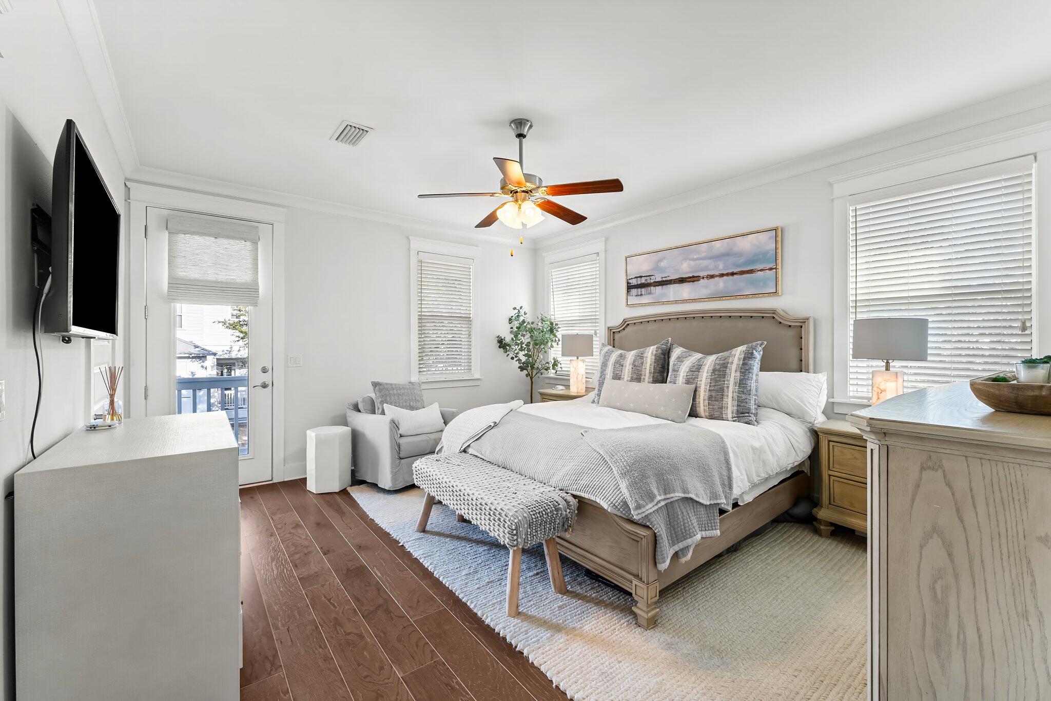 353 Gulfview Circle