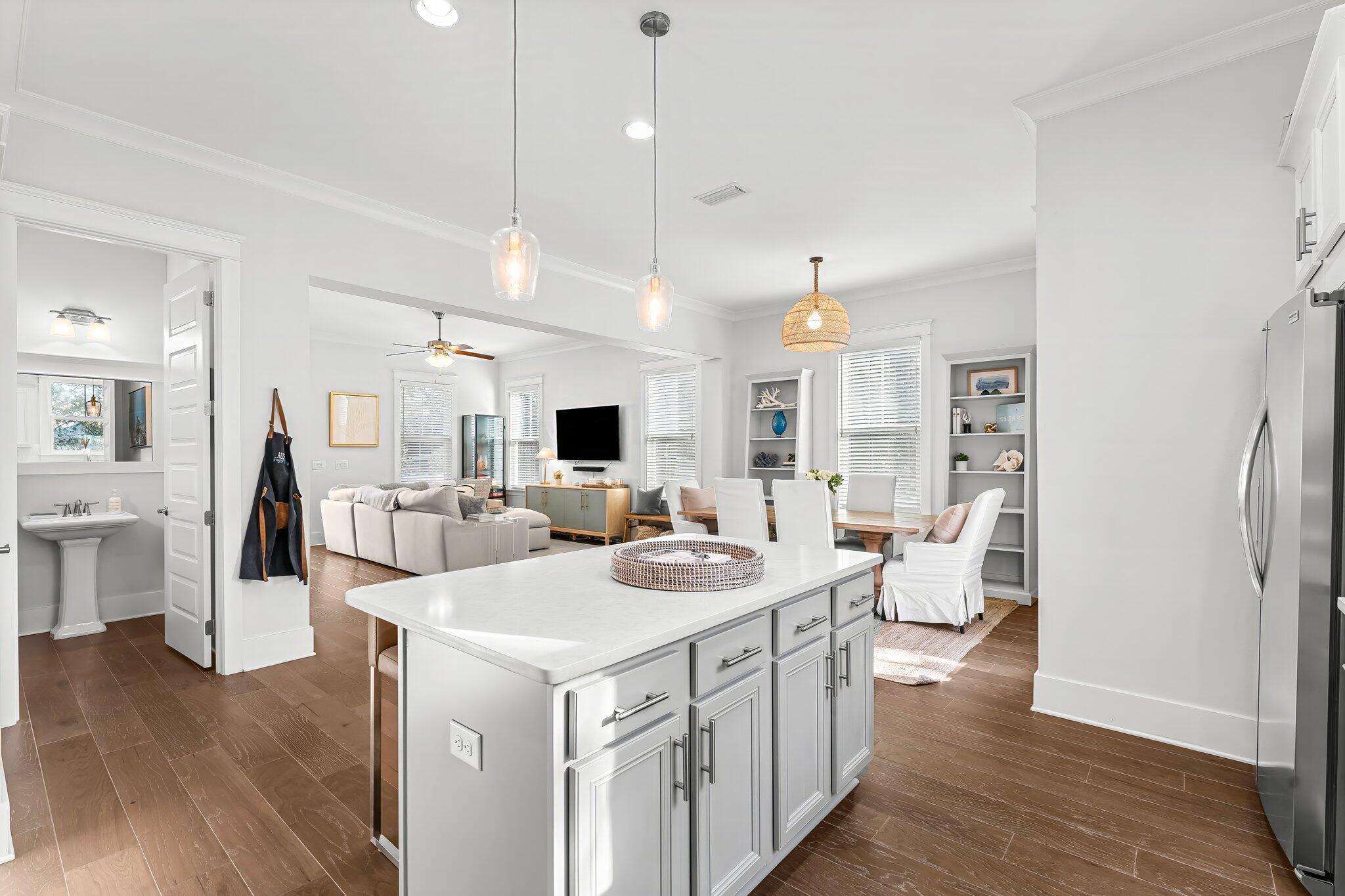 353 Gulfview Circle