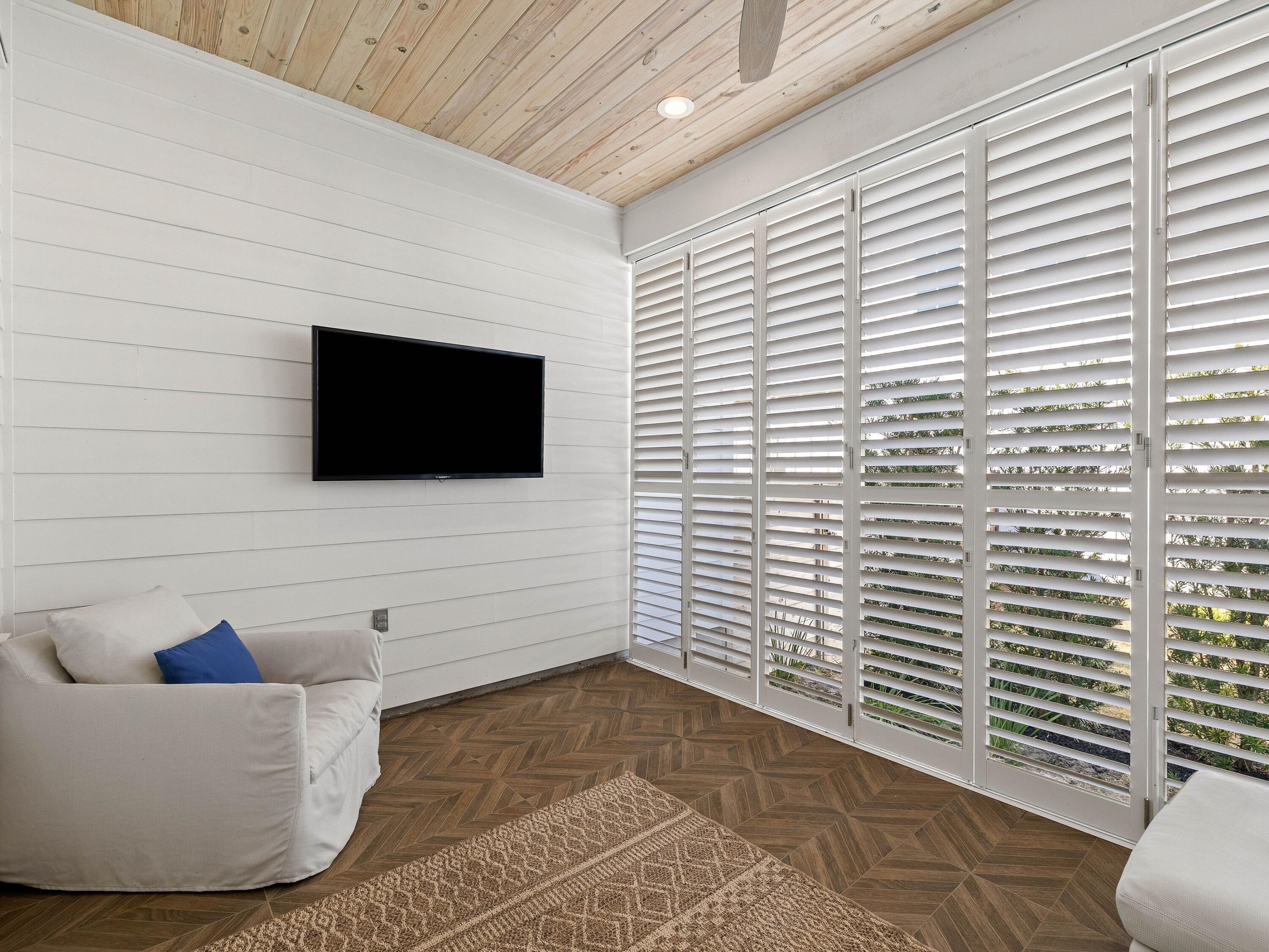 90 N Beach Drive