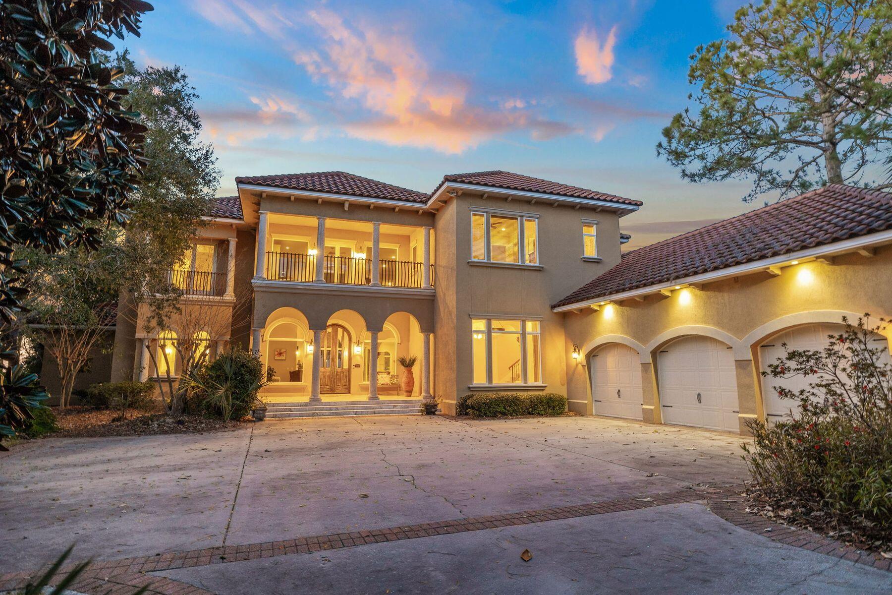 4511 Sawgrass Way