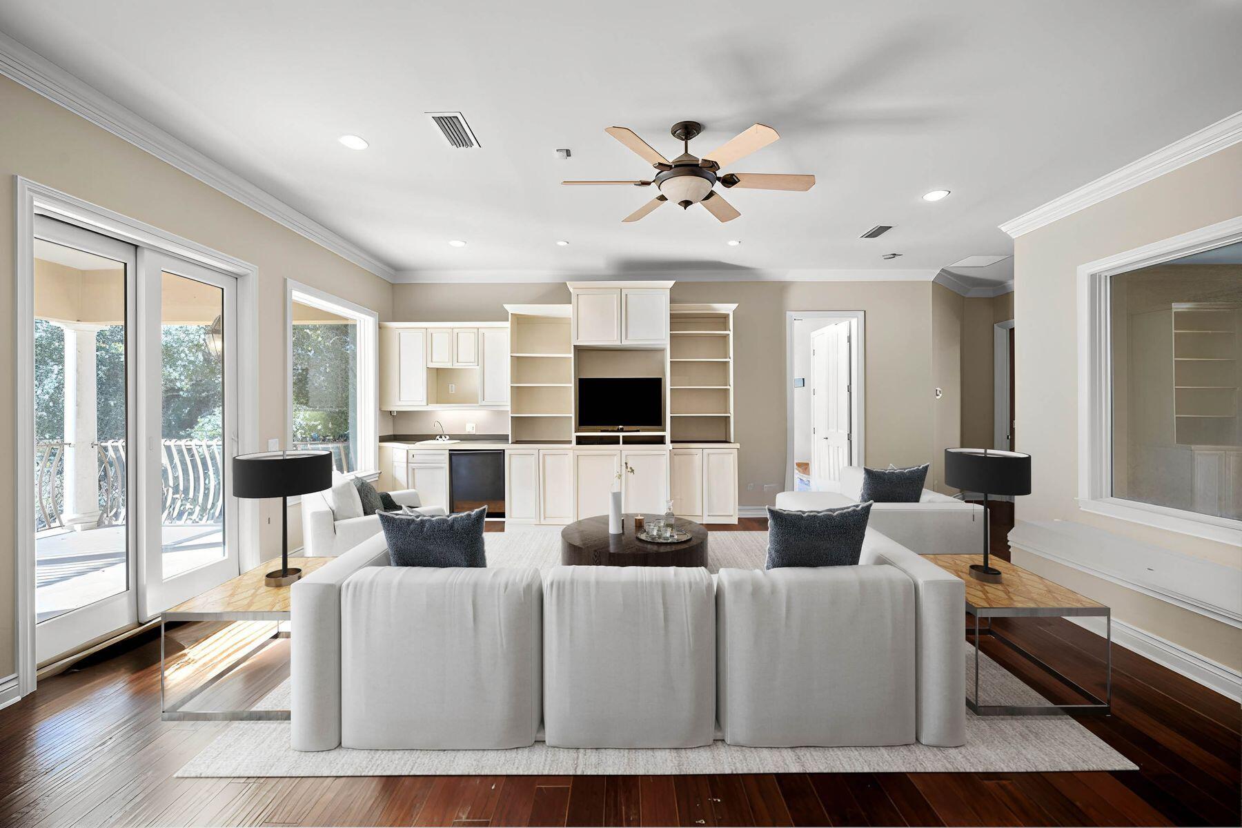 4511 Sawgrass Way