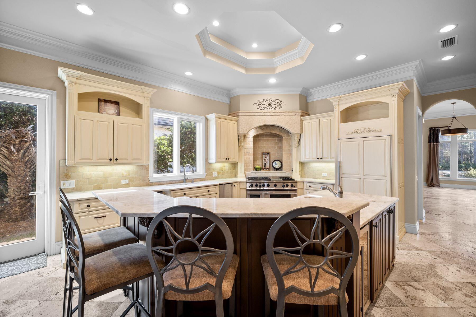 4511 Sawgrass Way