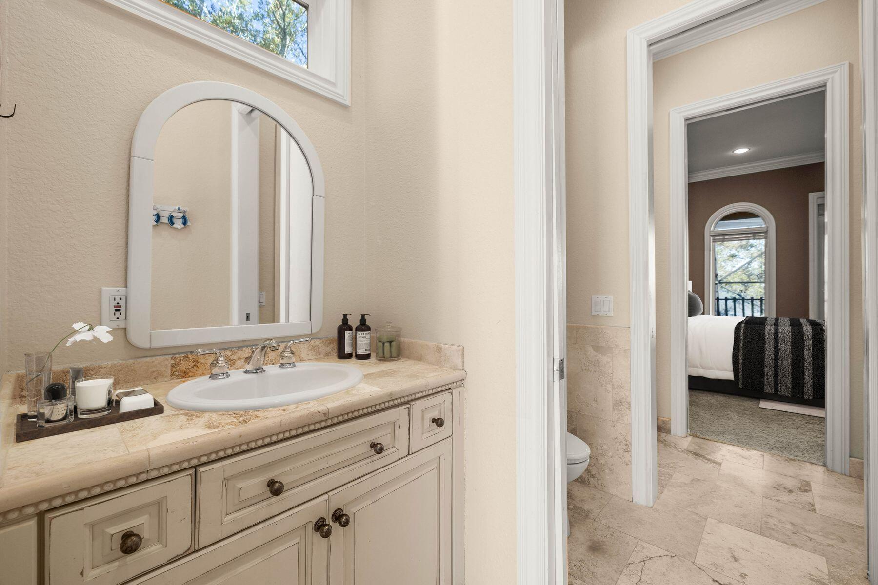 4511 Sawgrass Way