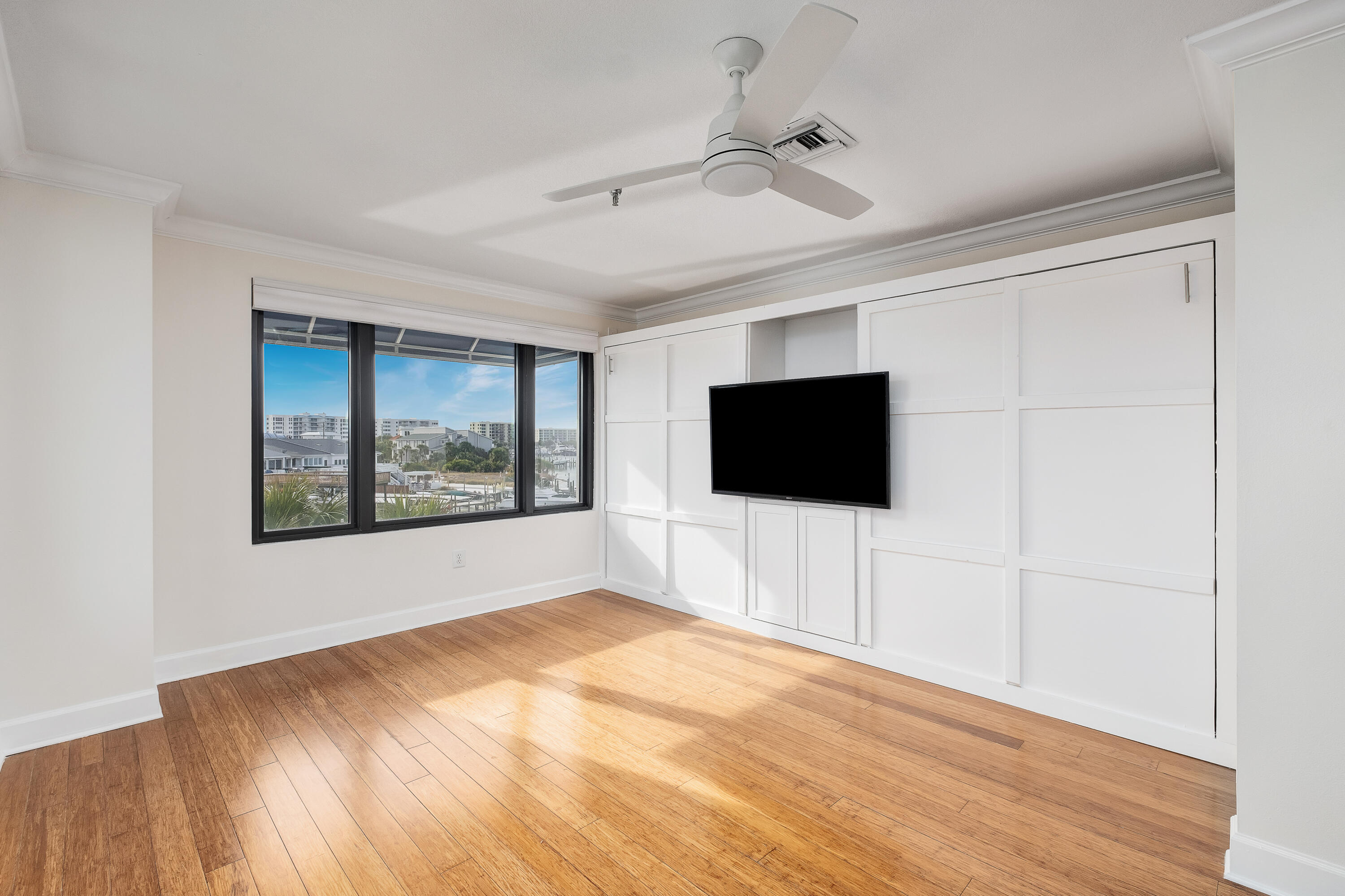 223 Durango Road, 3B