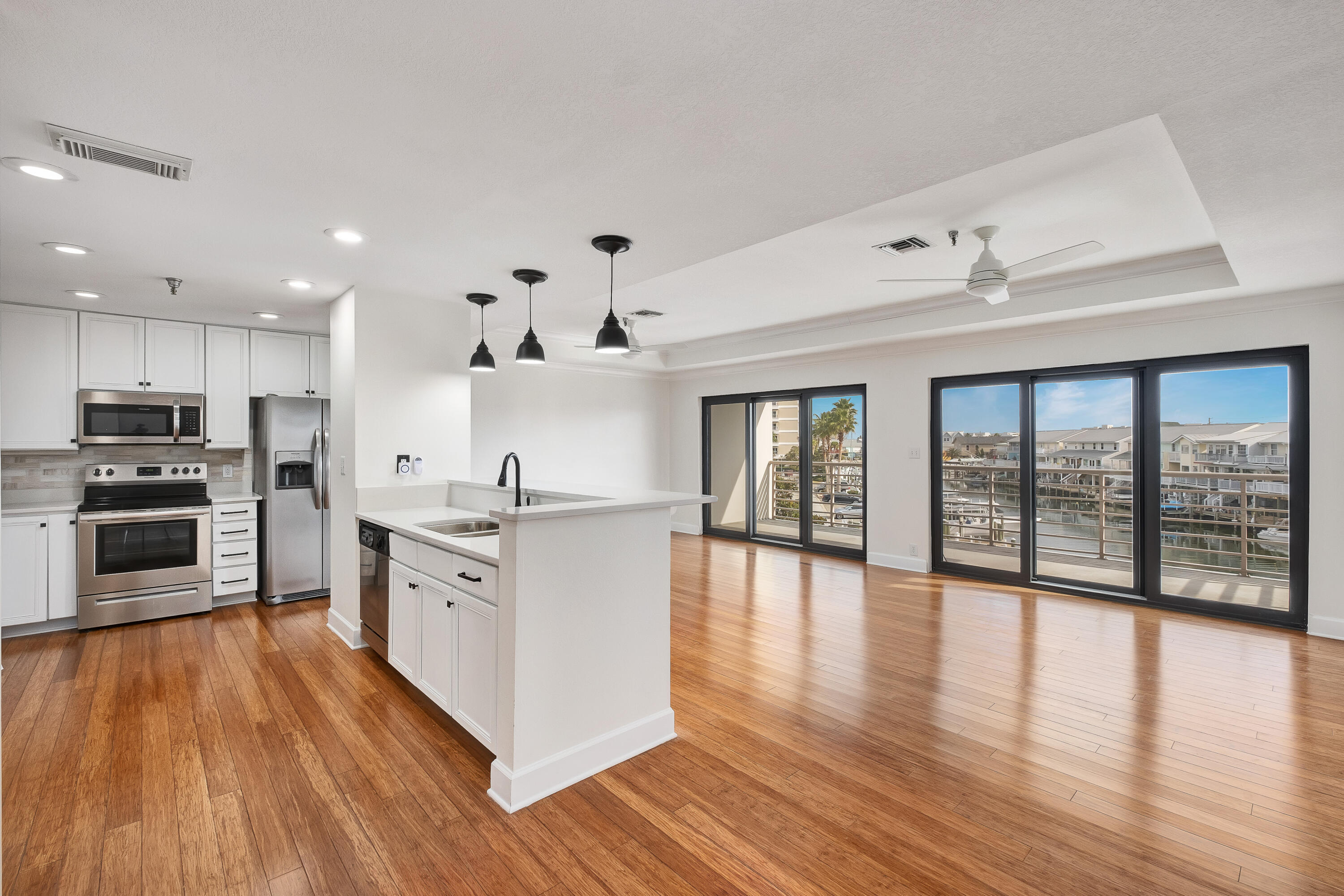 223 Durango Road, 3B