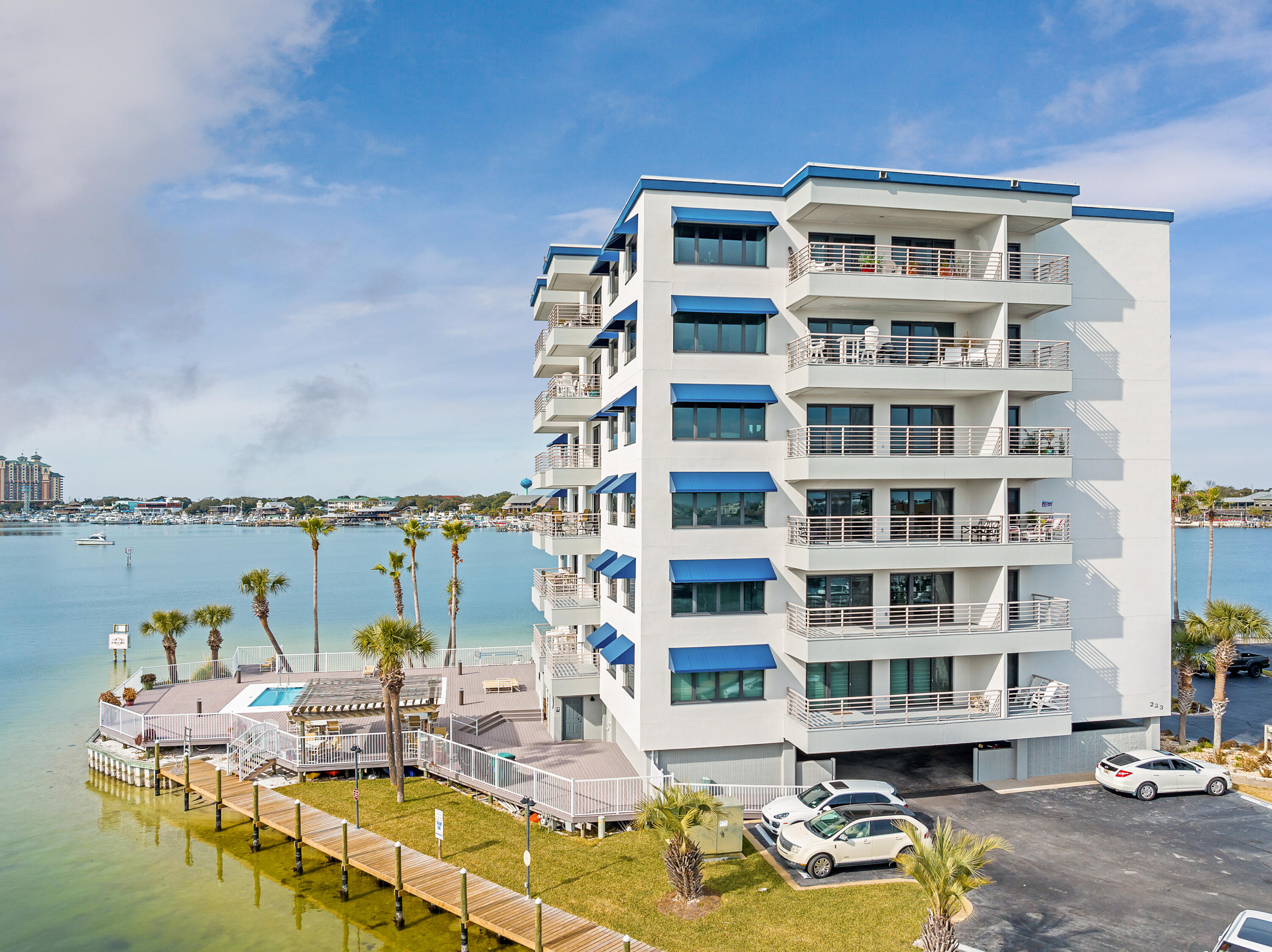 223 Durango Road, 3B