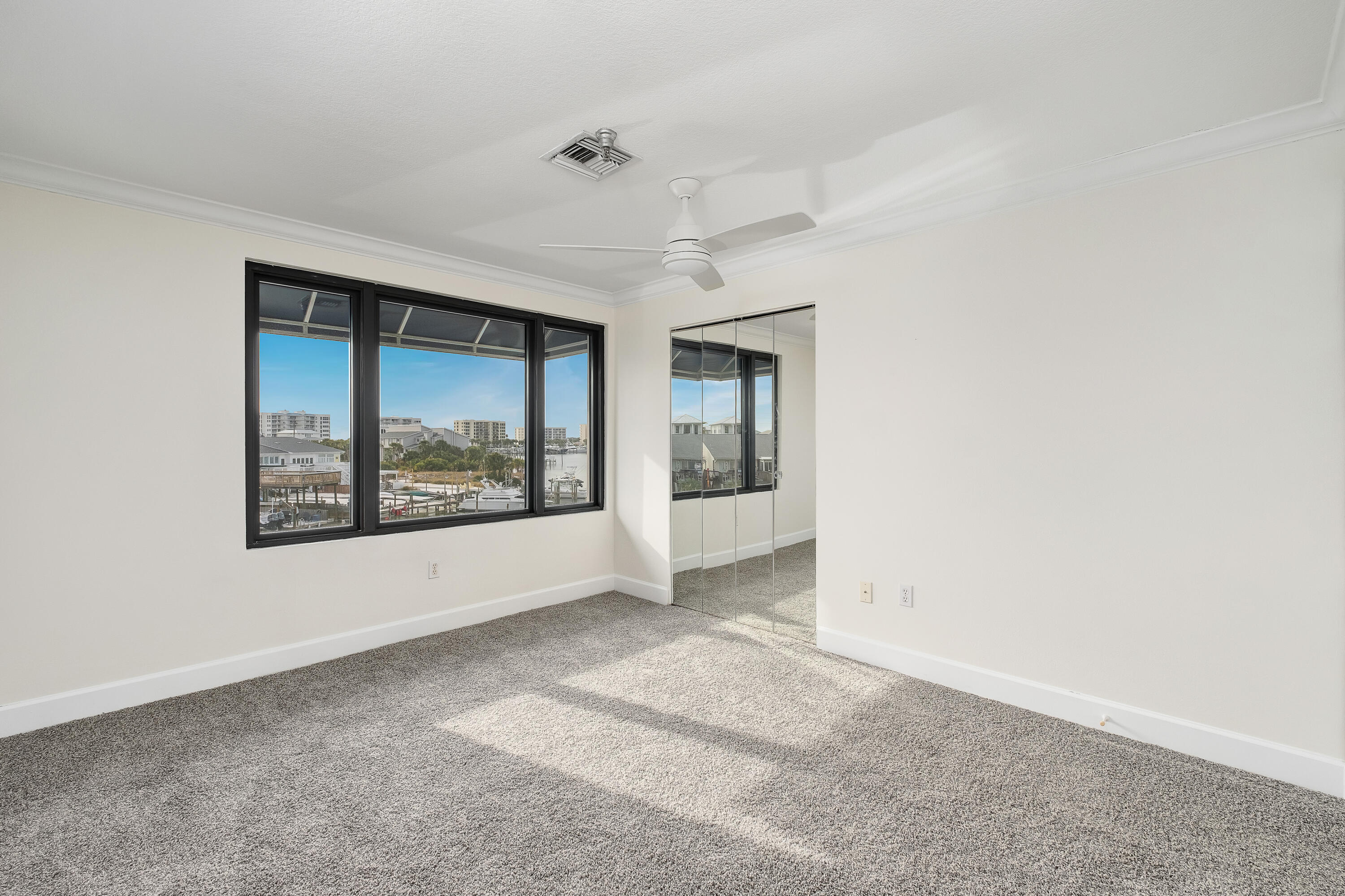 223 Durango Road, 3B