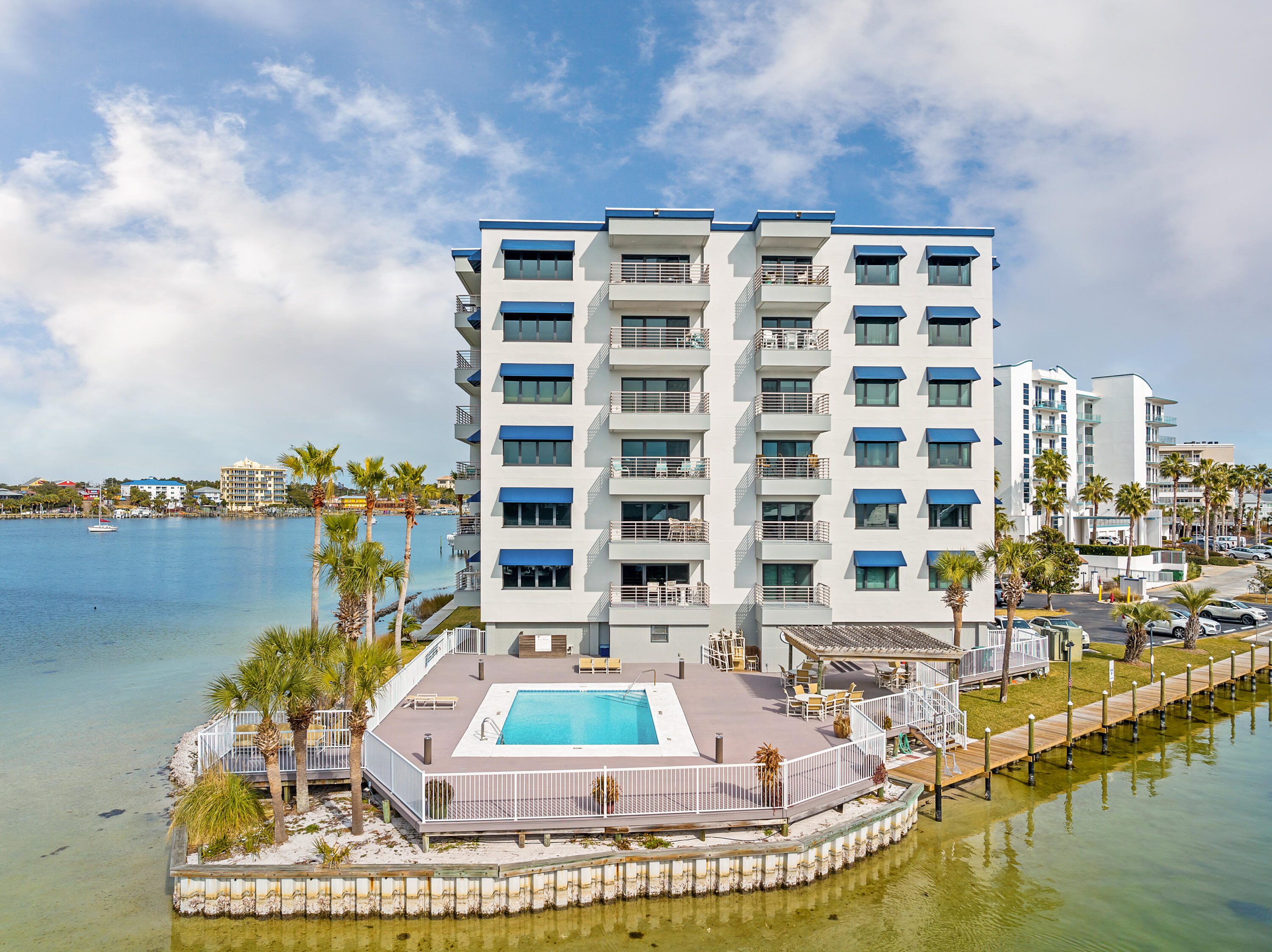 223 Durango Road, 3B