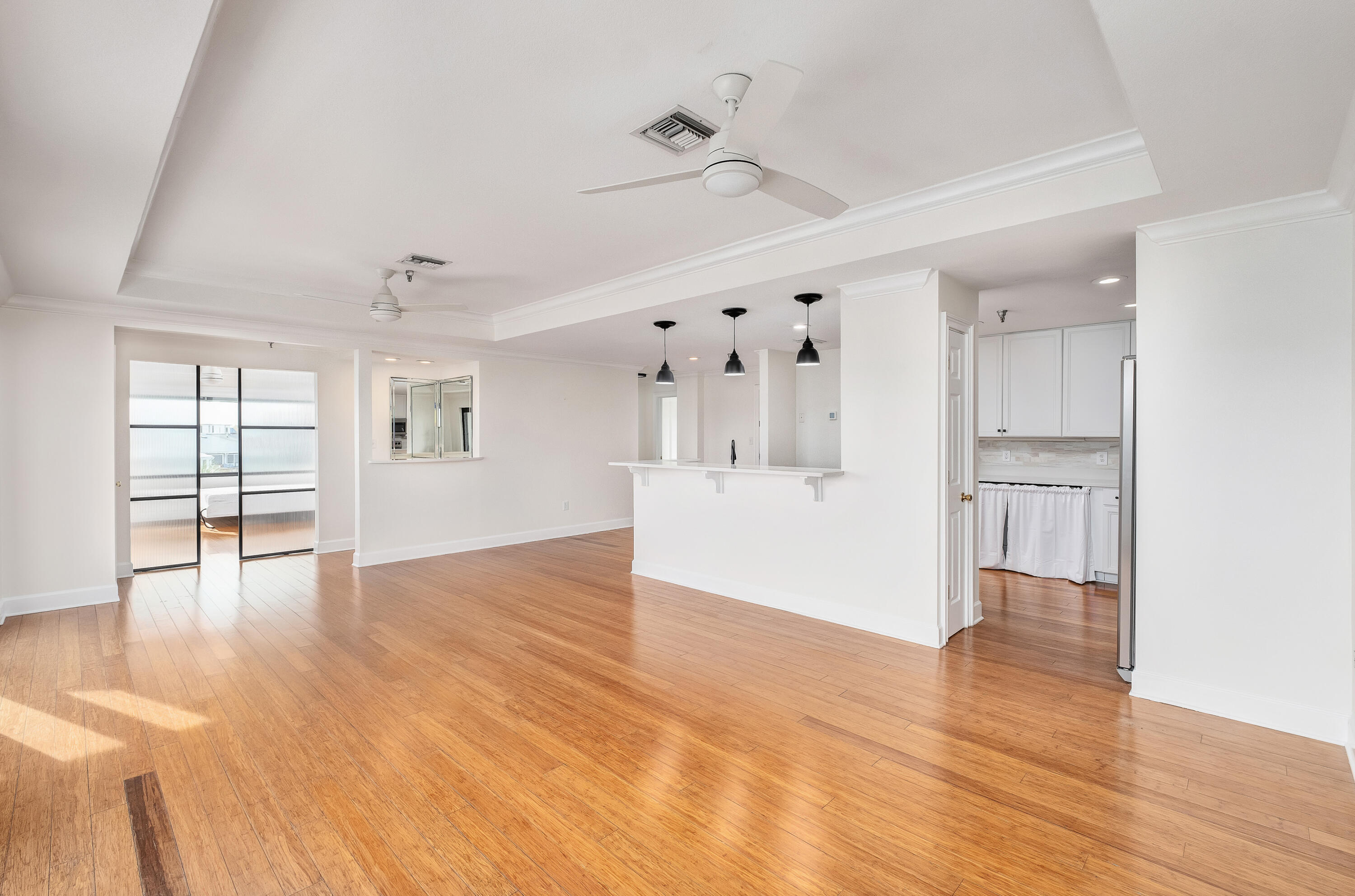 223 Durango Road, 3B