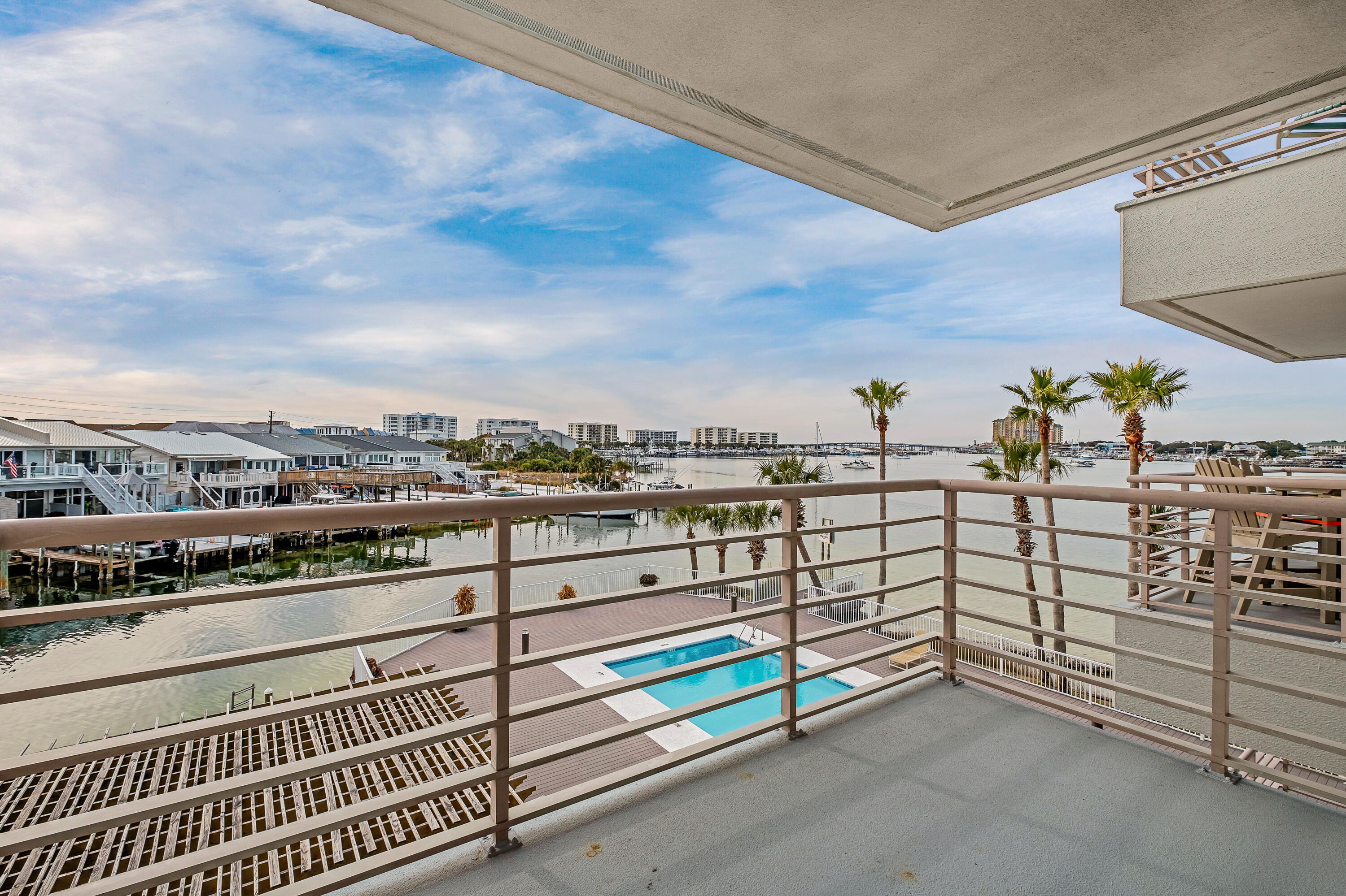 223 Durango Road, 3B