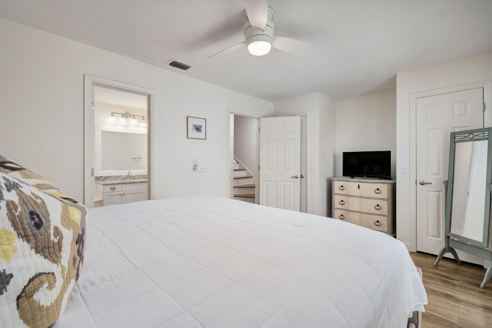 3668 East County Highway 30A, Townhouse A