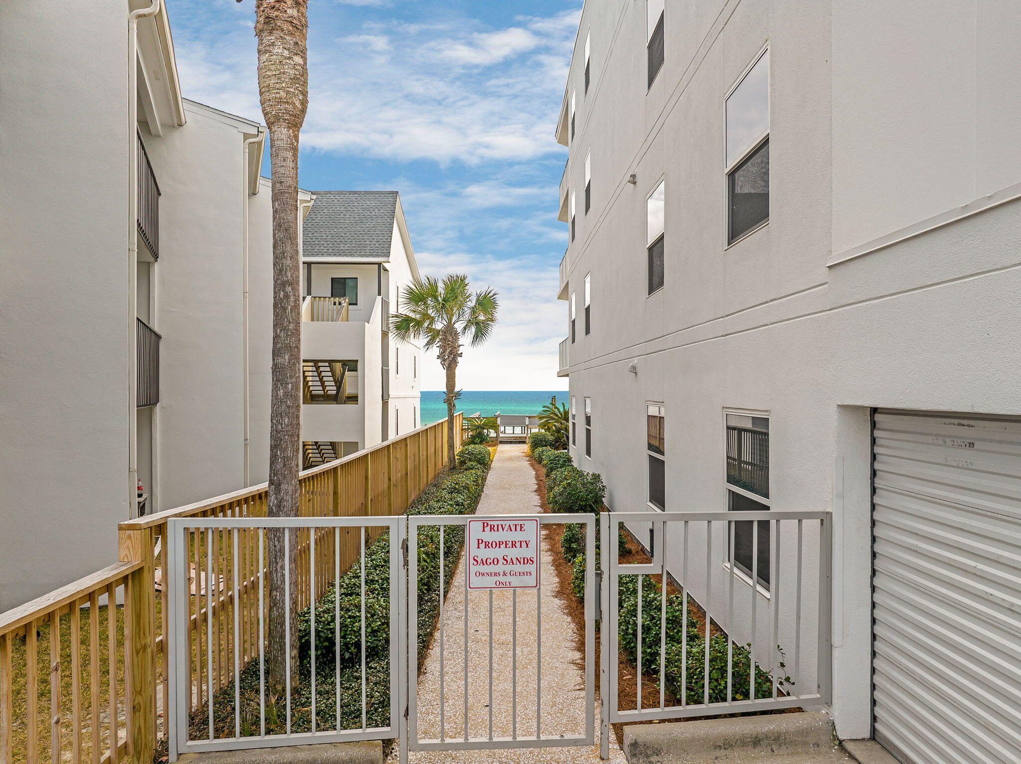 3668 East County Highway 30A, Townhouse A