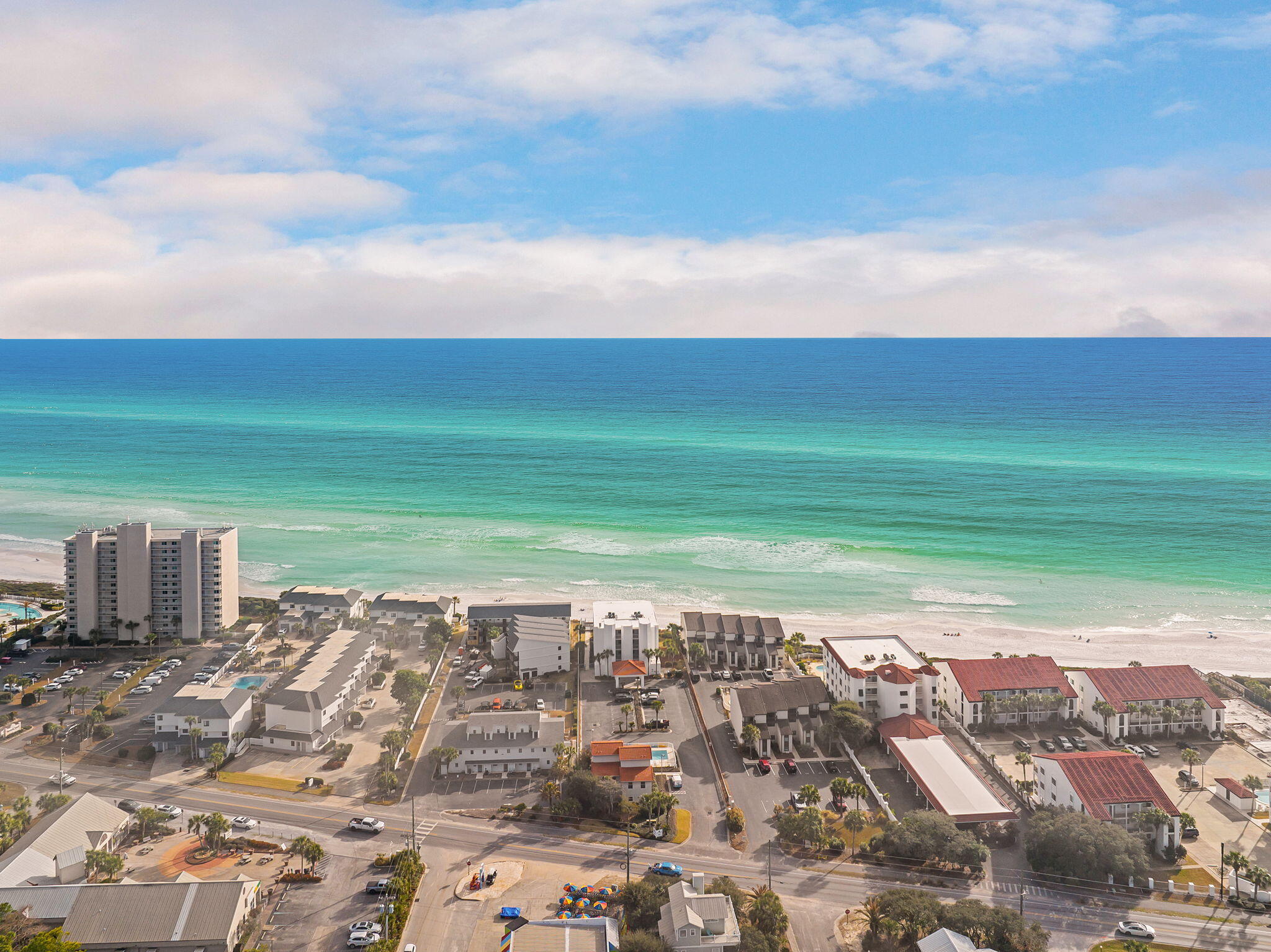 3668 East County Highway 30A, Townhouse A