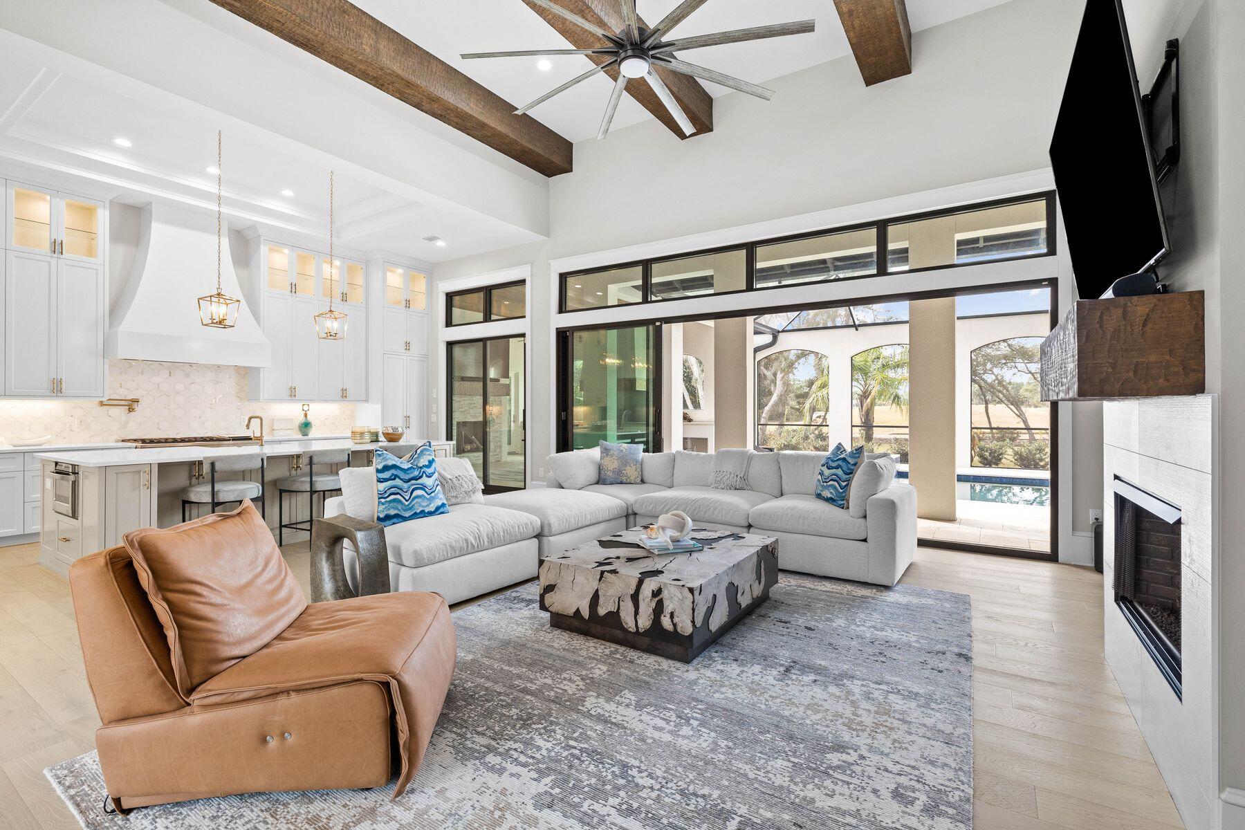 2939 Pine Valley Drive