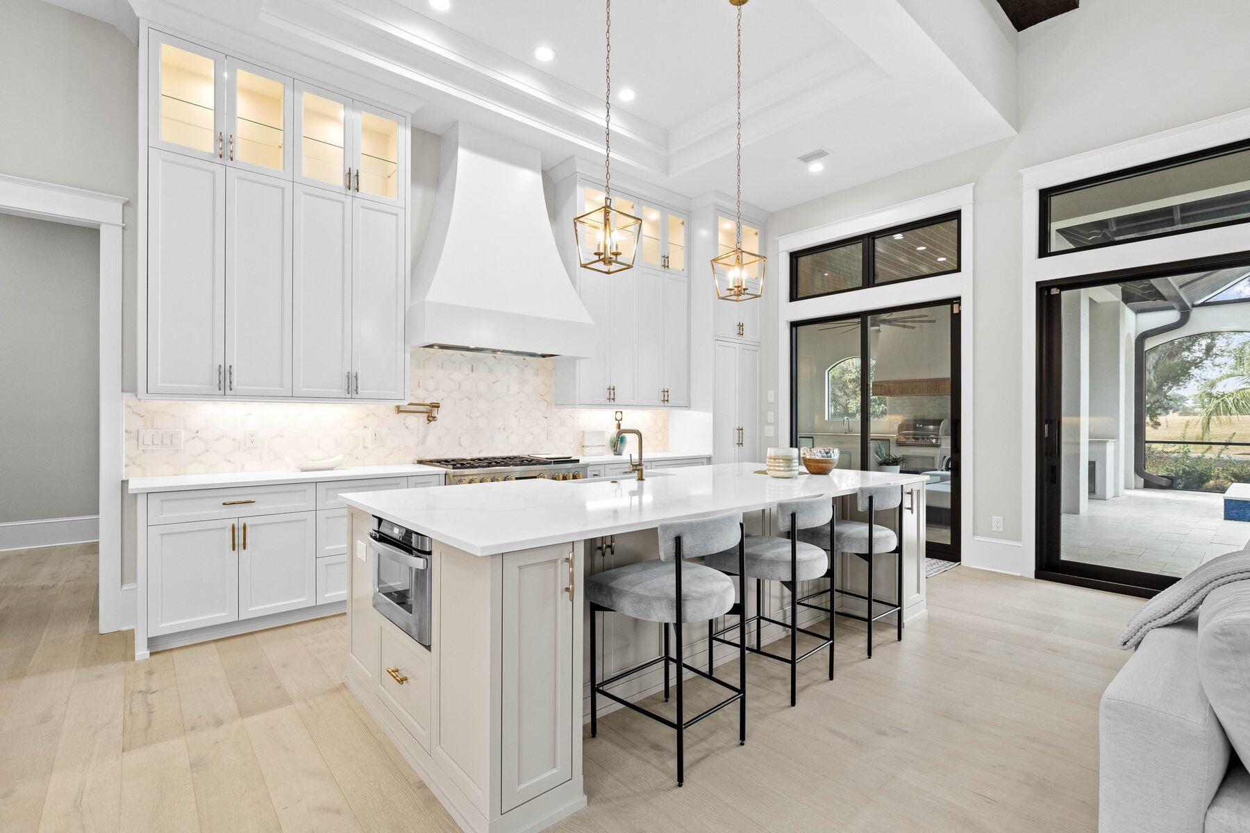 2939 Pine Valley Drive