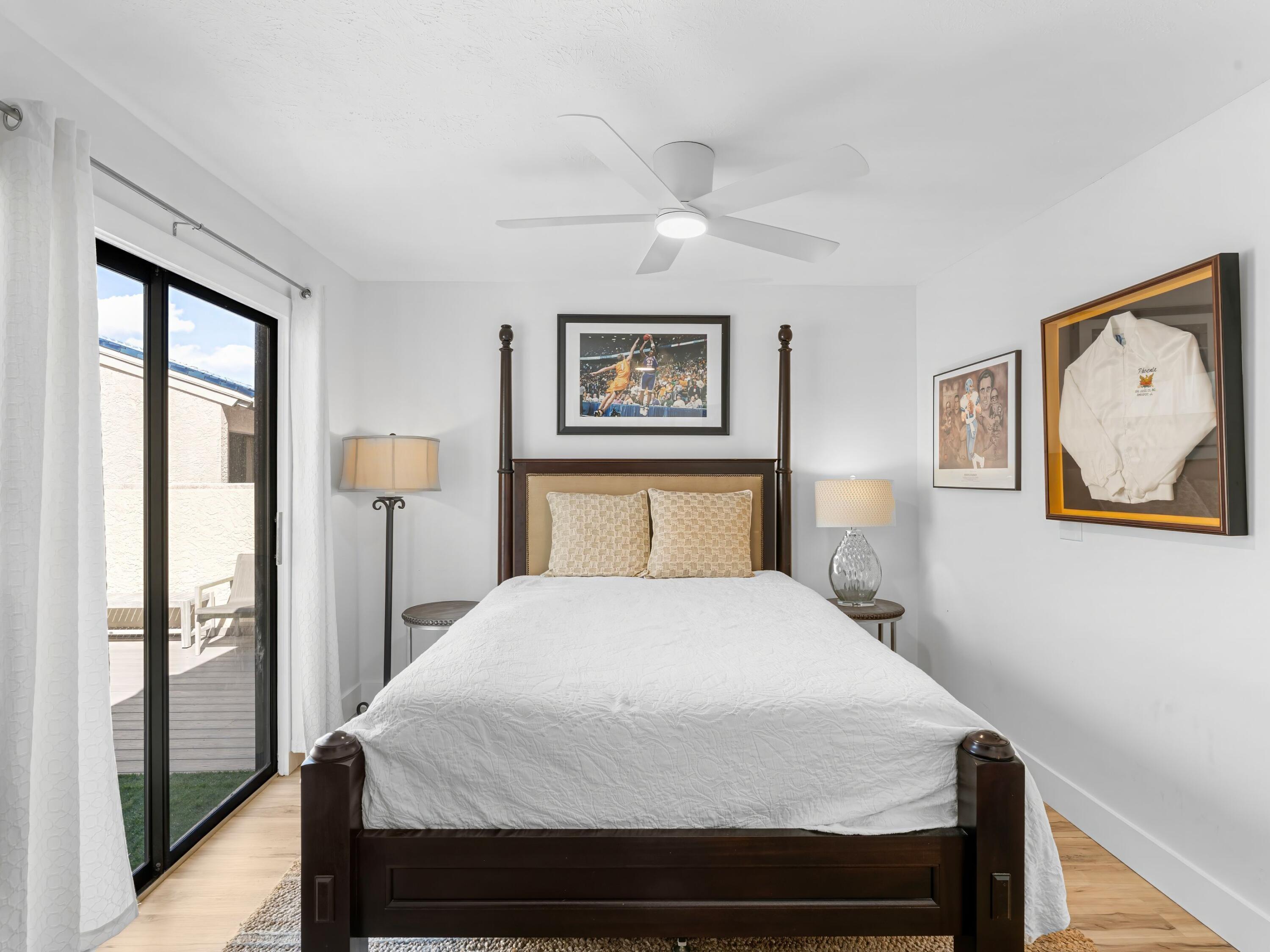 425 Bayshore Drive, 18