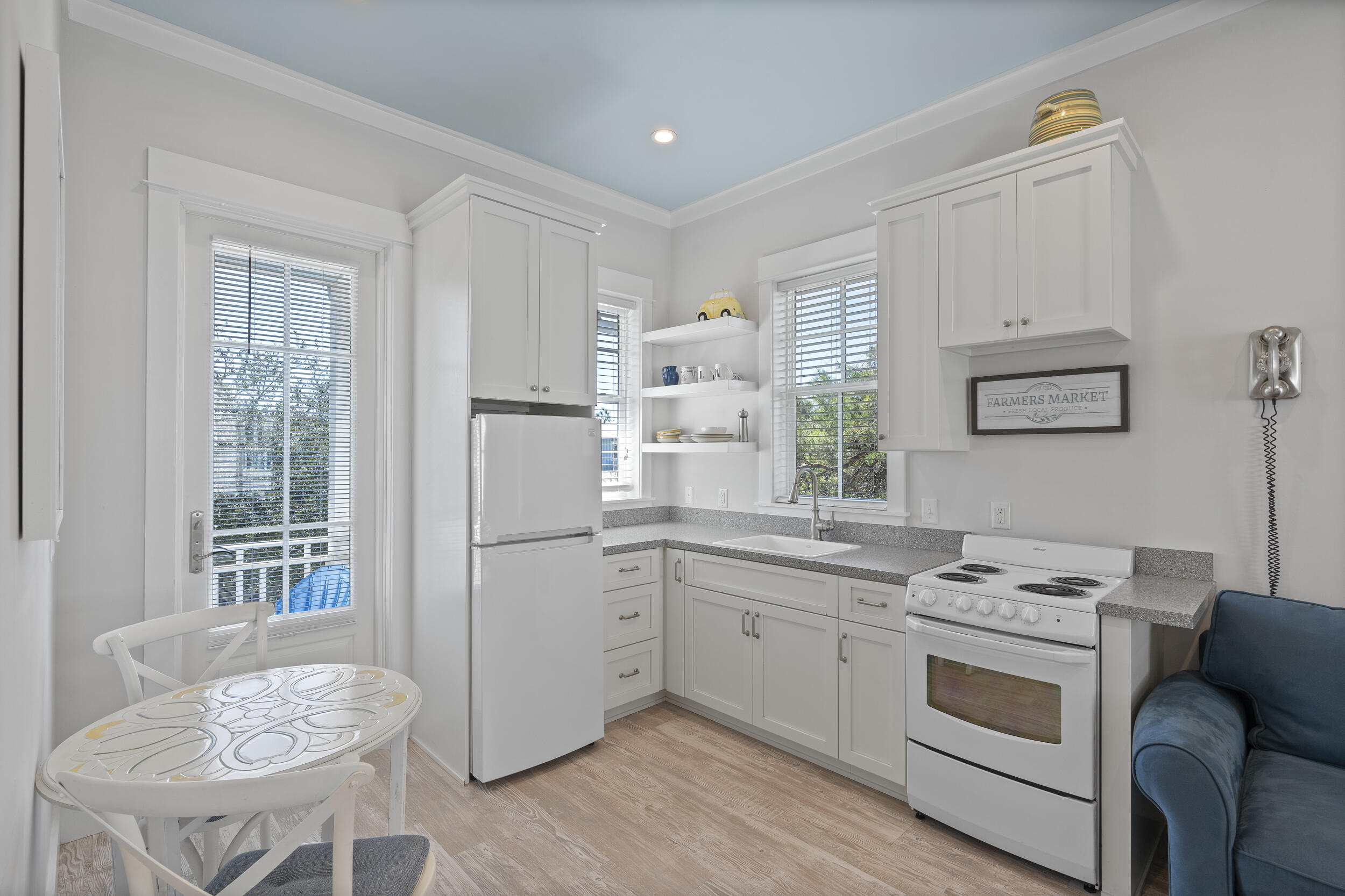 85 Gulfview Way