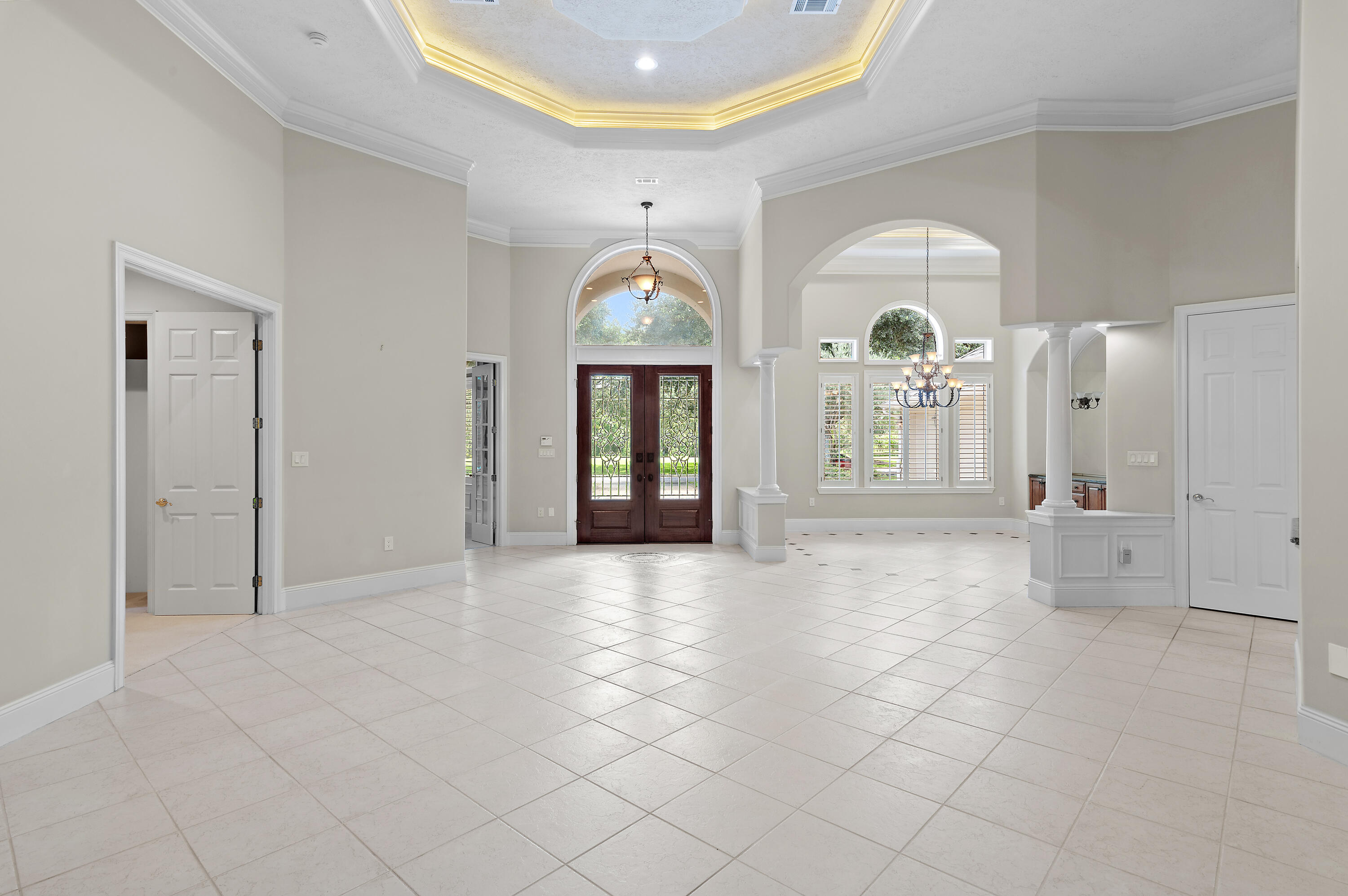 6345 Augusta Cove