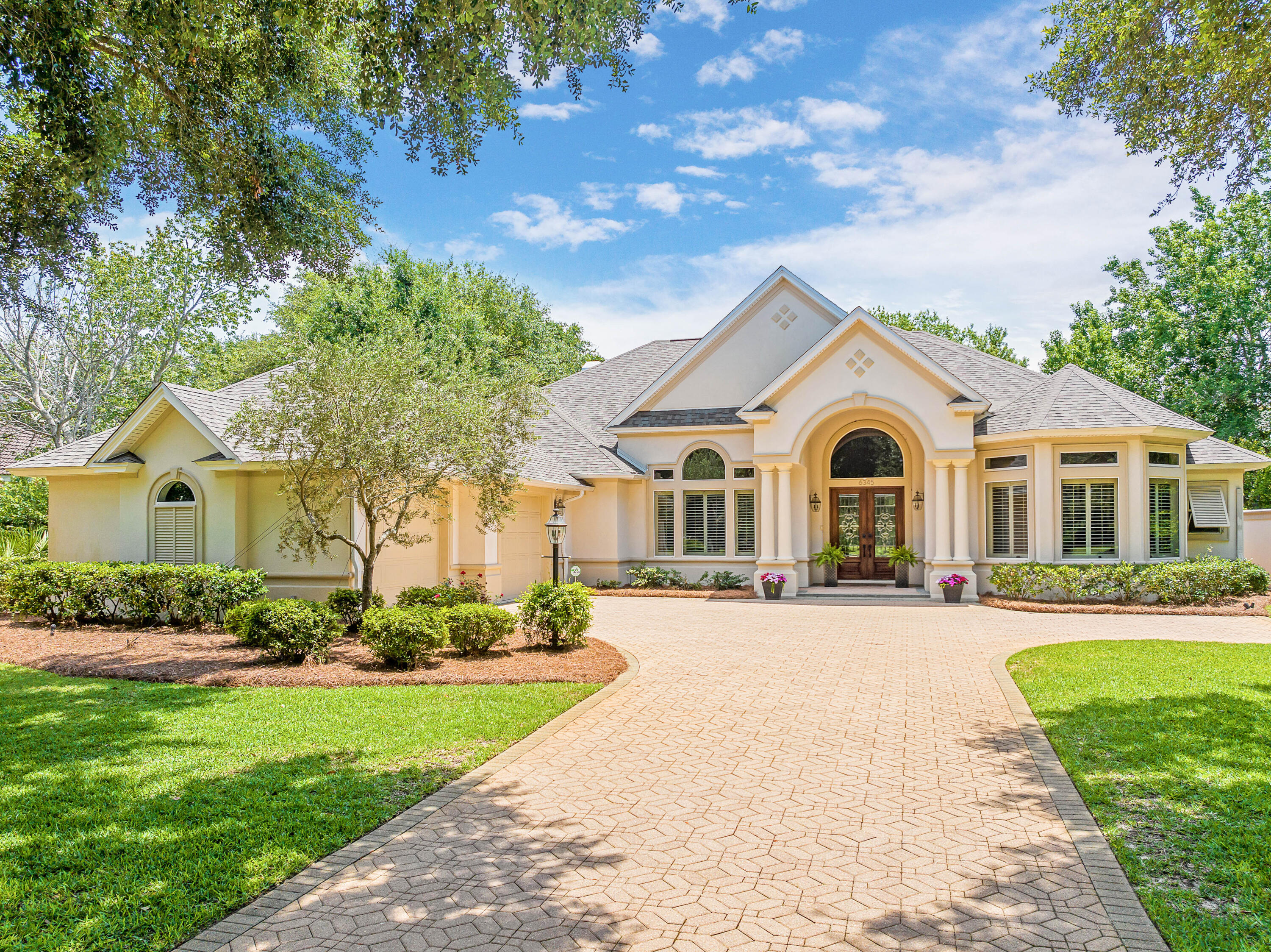 6345 Augusta Cove