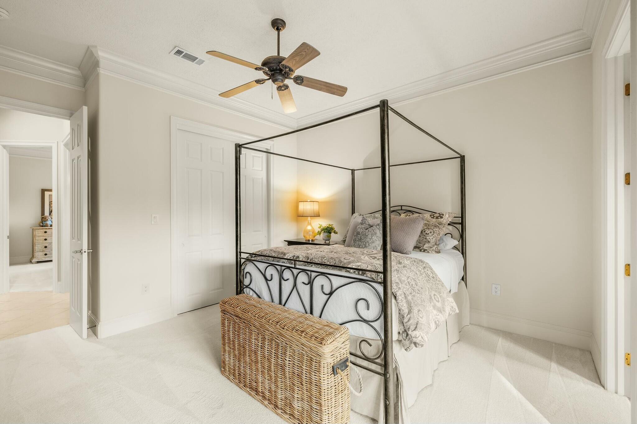 6345 Augusta Cove