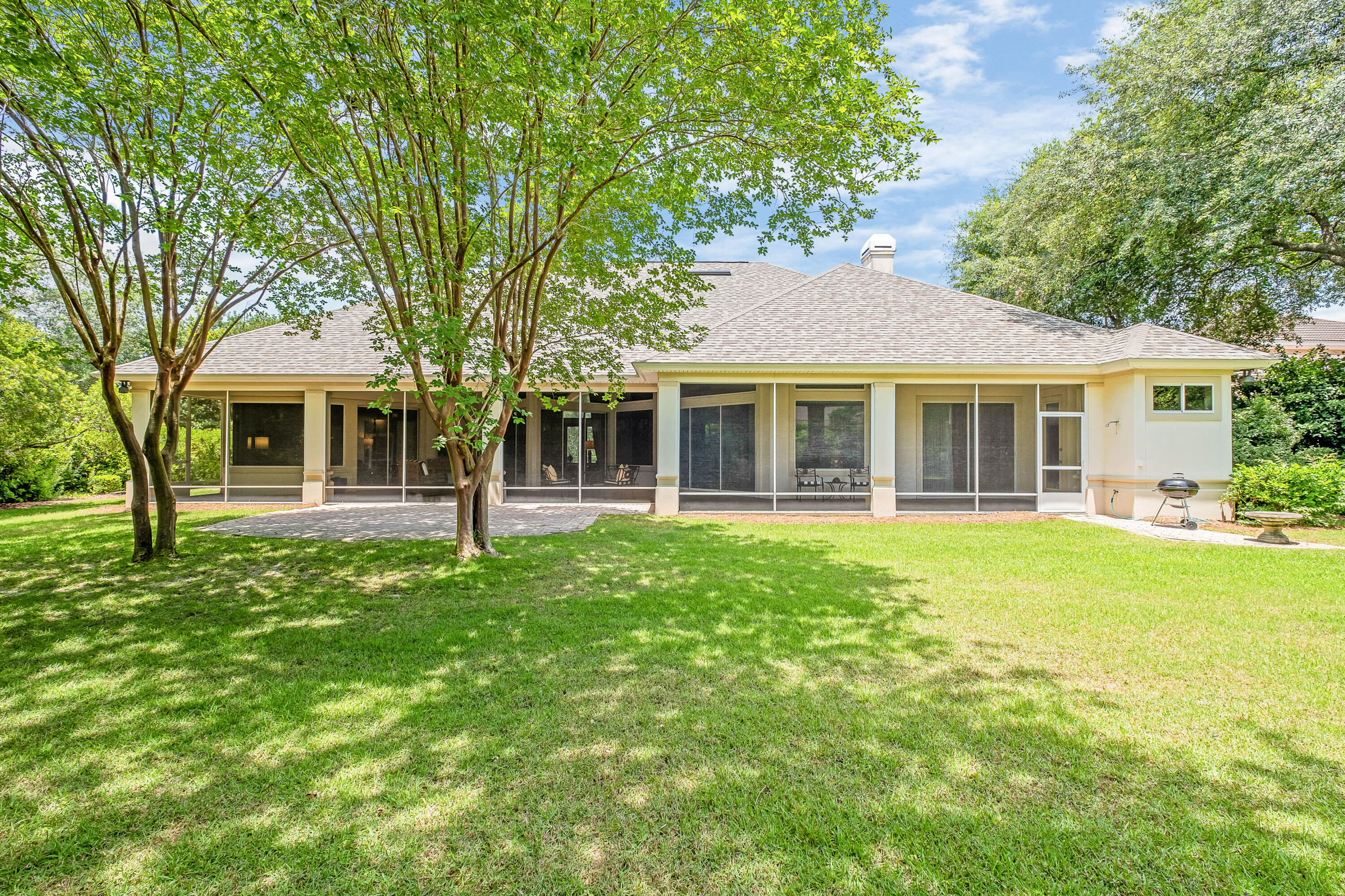 6345 Augusta Cove