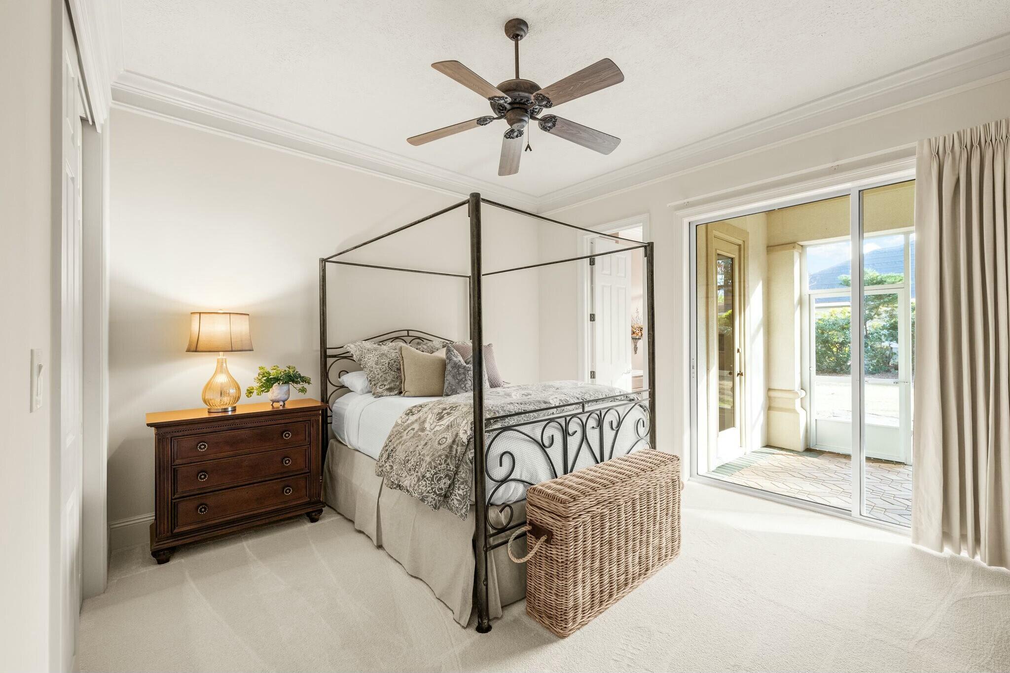 6345 Augusta Cove