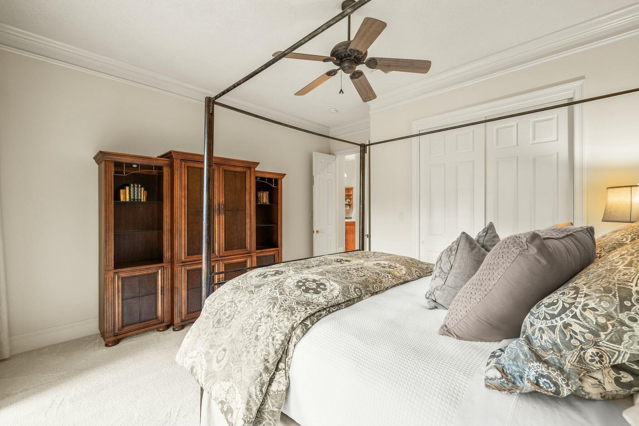 6345 Augusta Cove