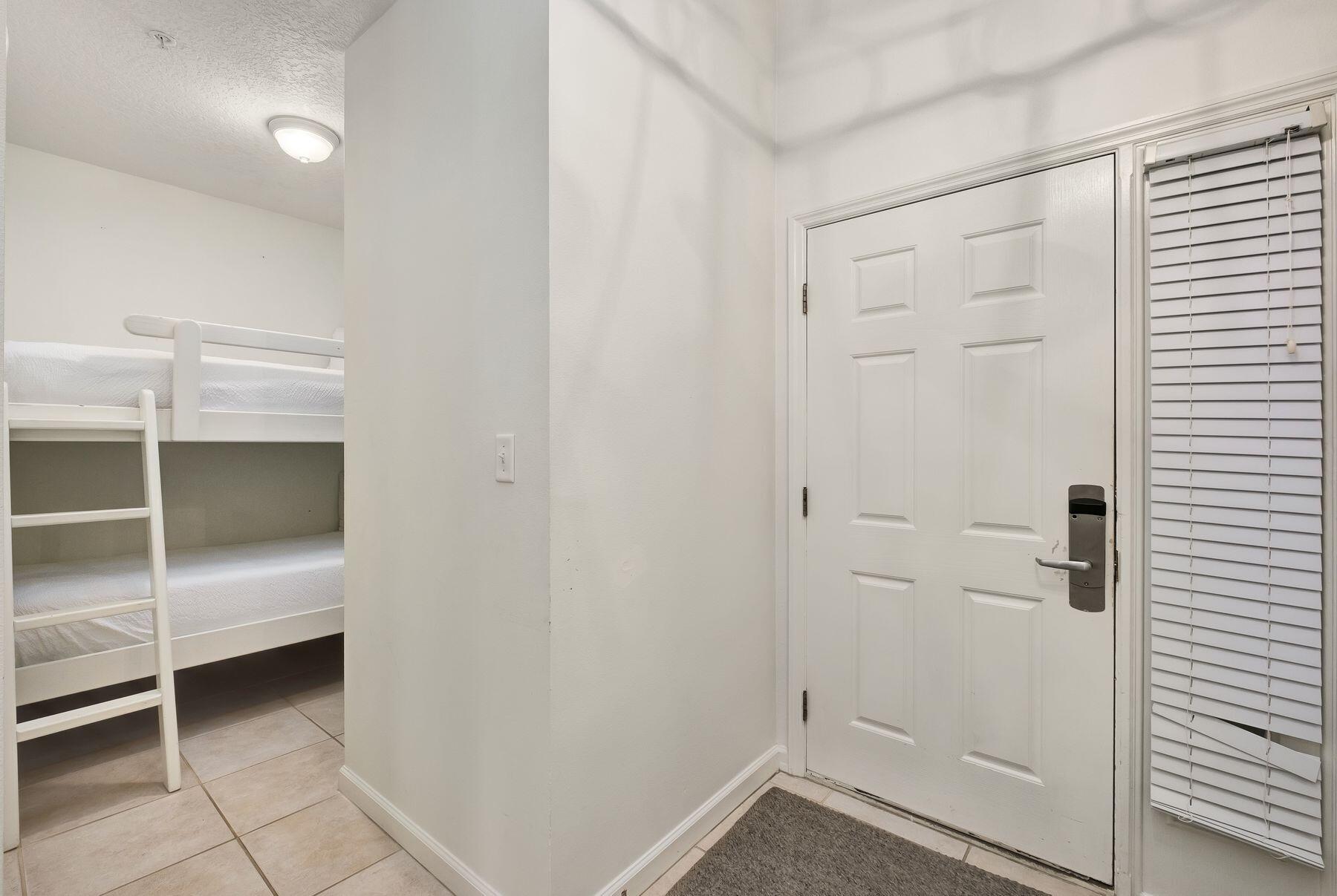 15 Chivas Lane, # 404A