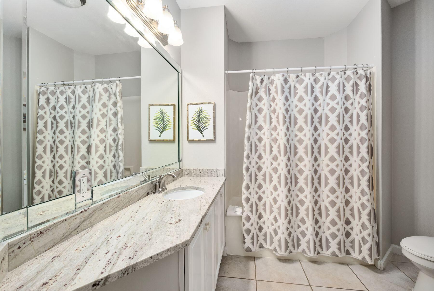 15 Chivas Lane, # 404A