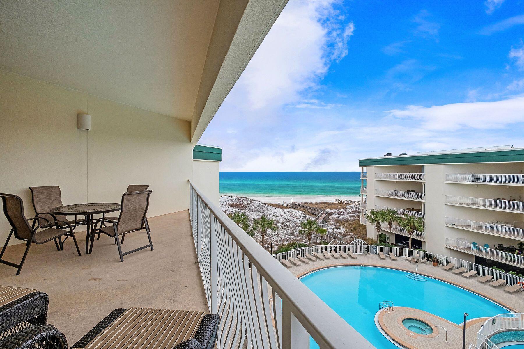 15 Chivas Lane, # 404A